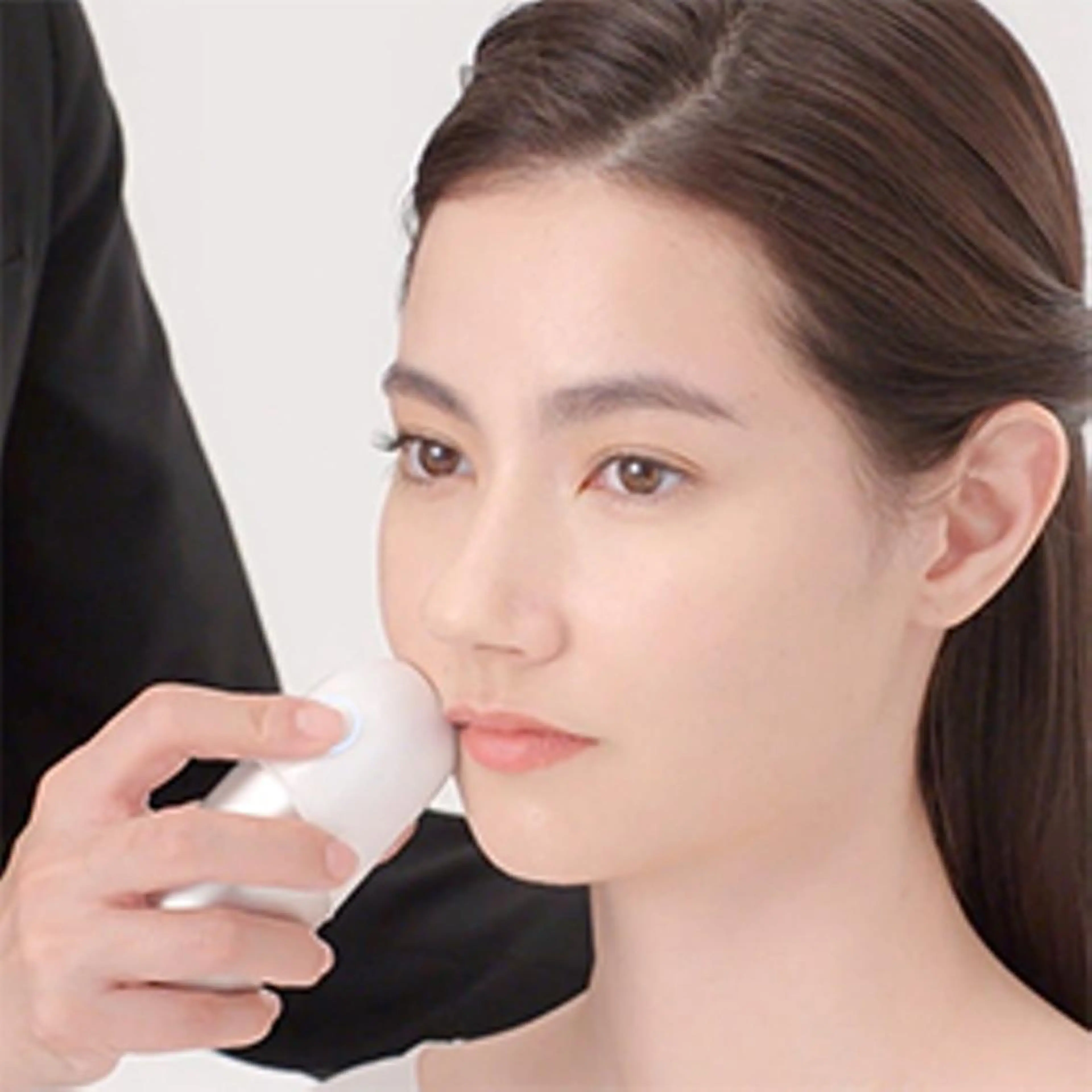 POLA　松岡 杏奈のエステ・リラクイメージ