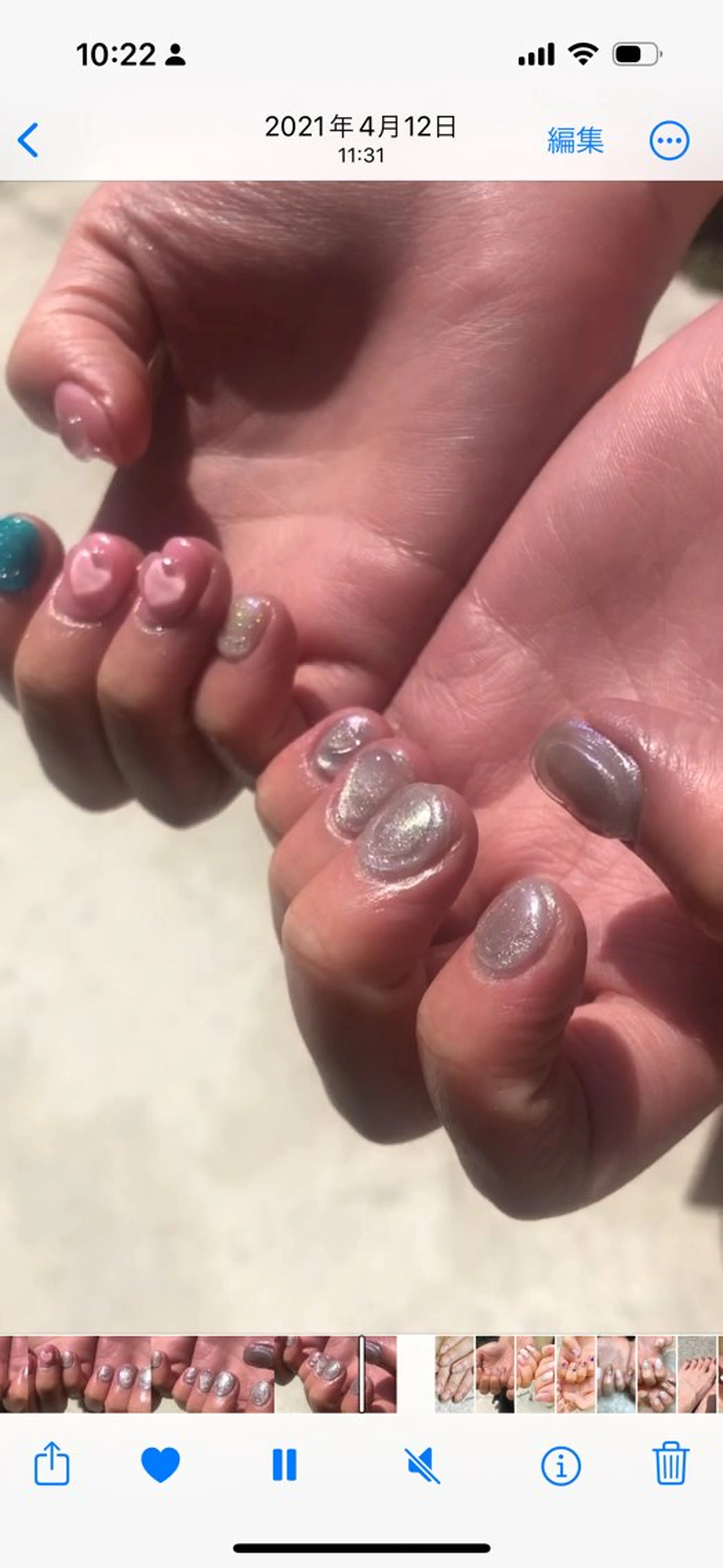 ネイル グリーン ハート キラキラネイル マグネットネイル ニュアンスネイル ハンドネイル jamspark ✨のネイルデザイン