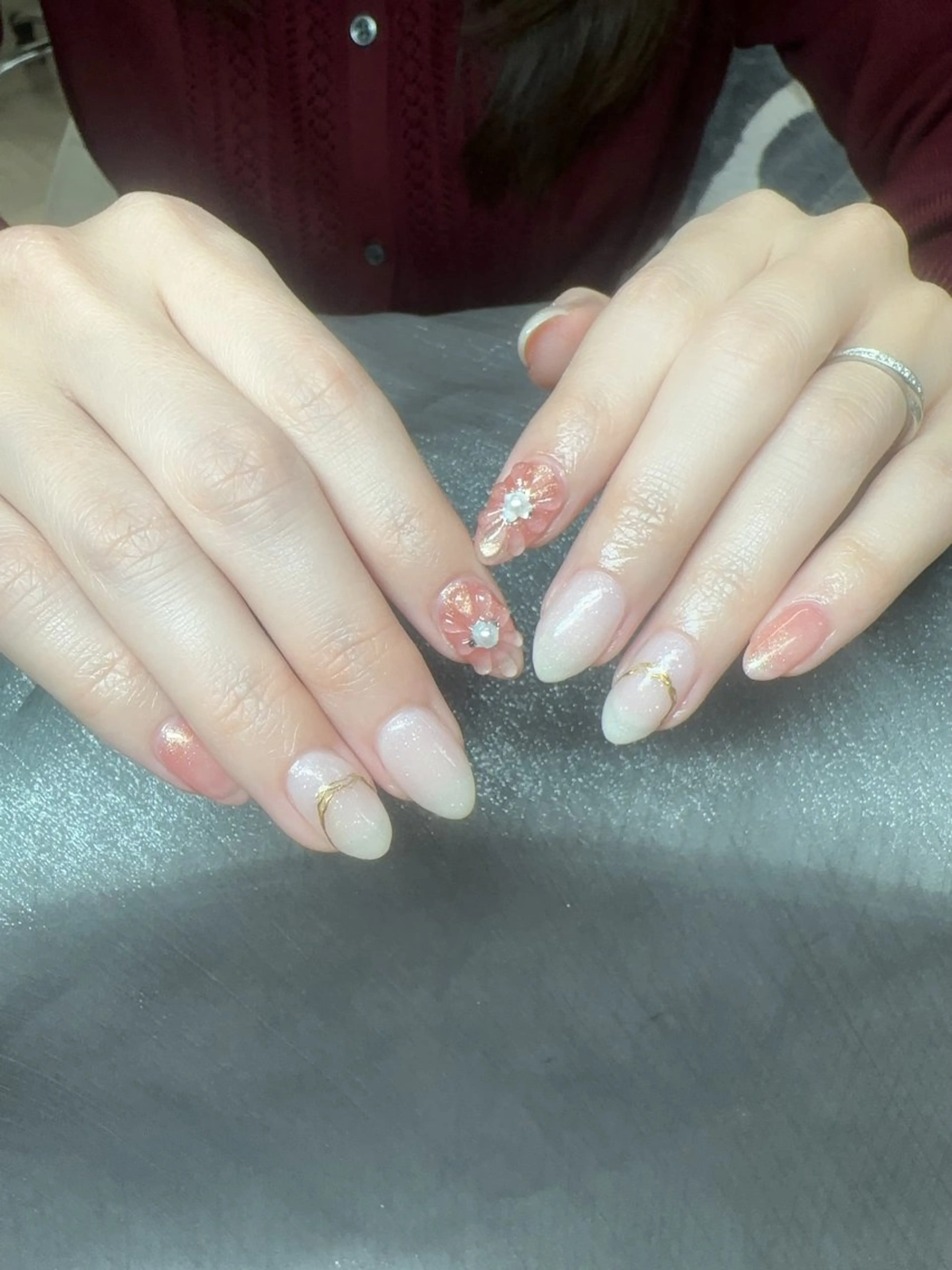 ネイル ハンドネイル ハンドケア Kaka_ パラジェル、長さだしのネイルデザイン