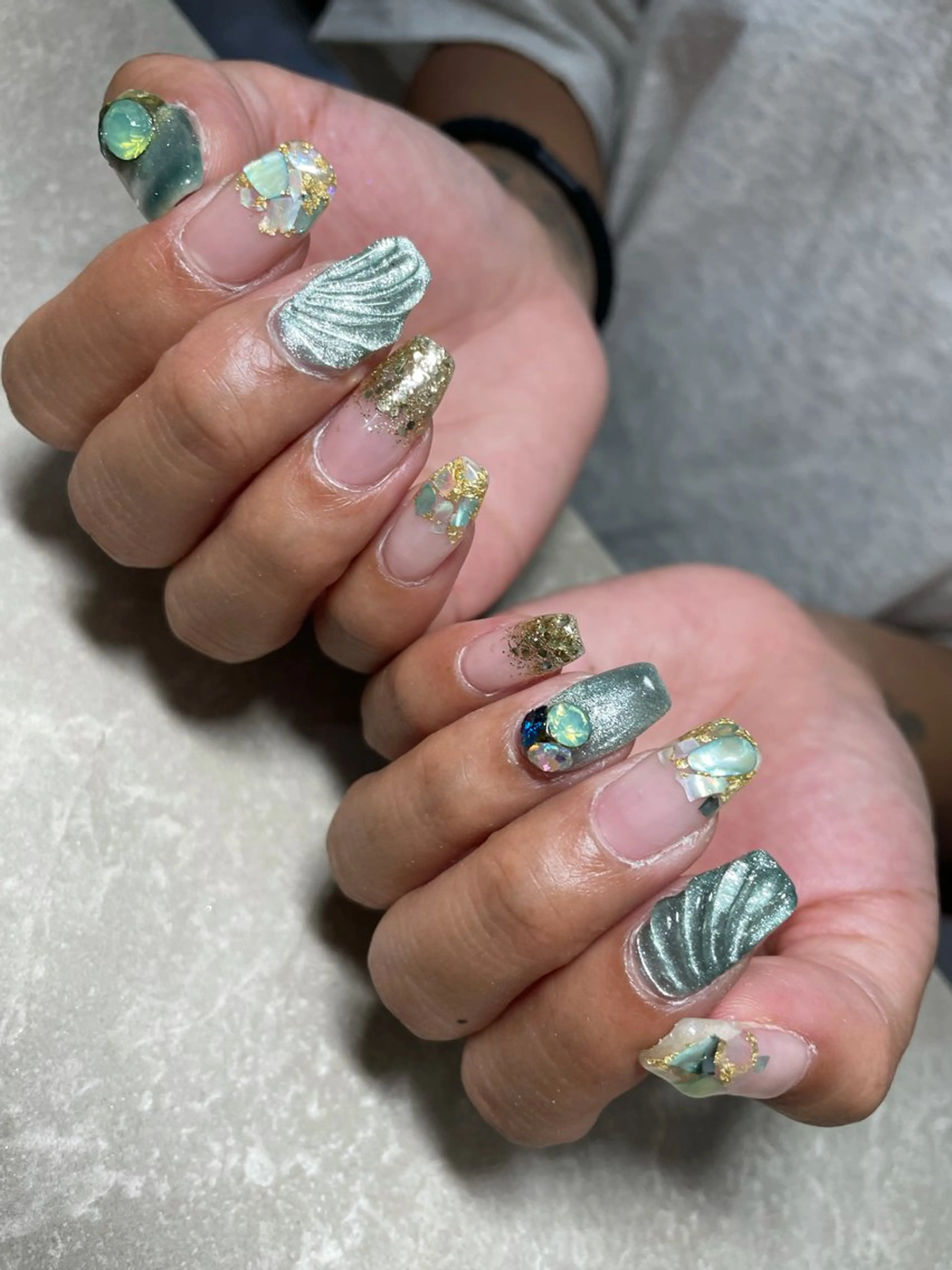 ネイル LAVISH nail salonのネイルデザイン