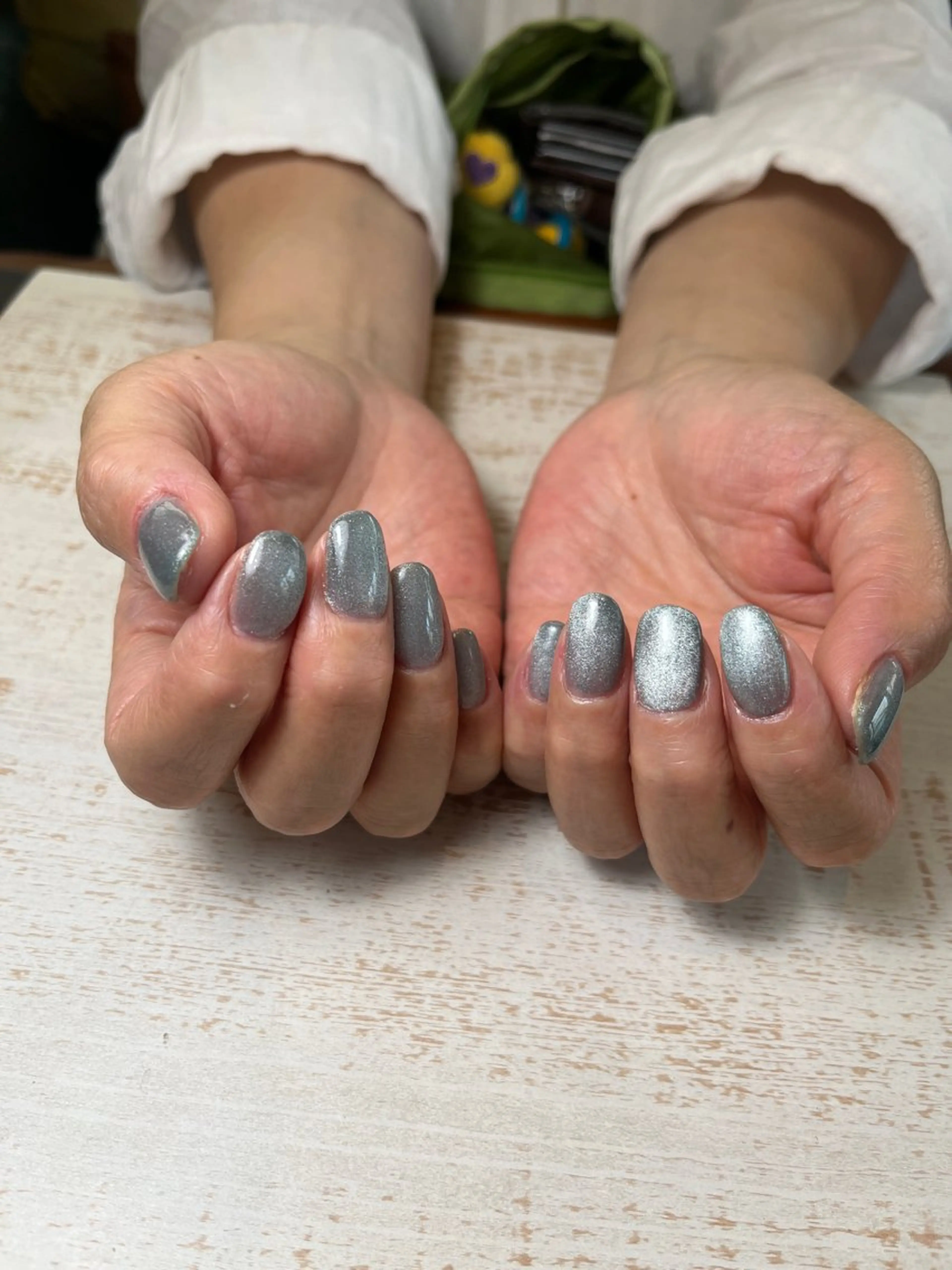 ネイル マグネットネイル マタハライズネイル所属・マタハライズネイル 常連様が多いサロンのネイルデザイン