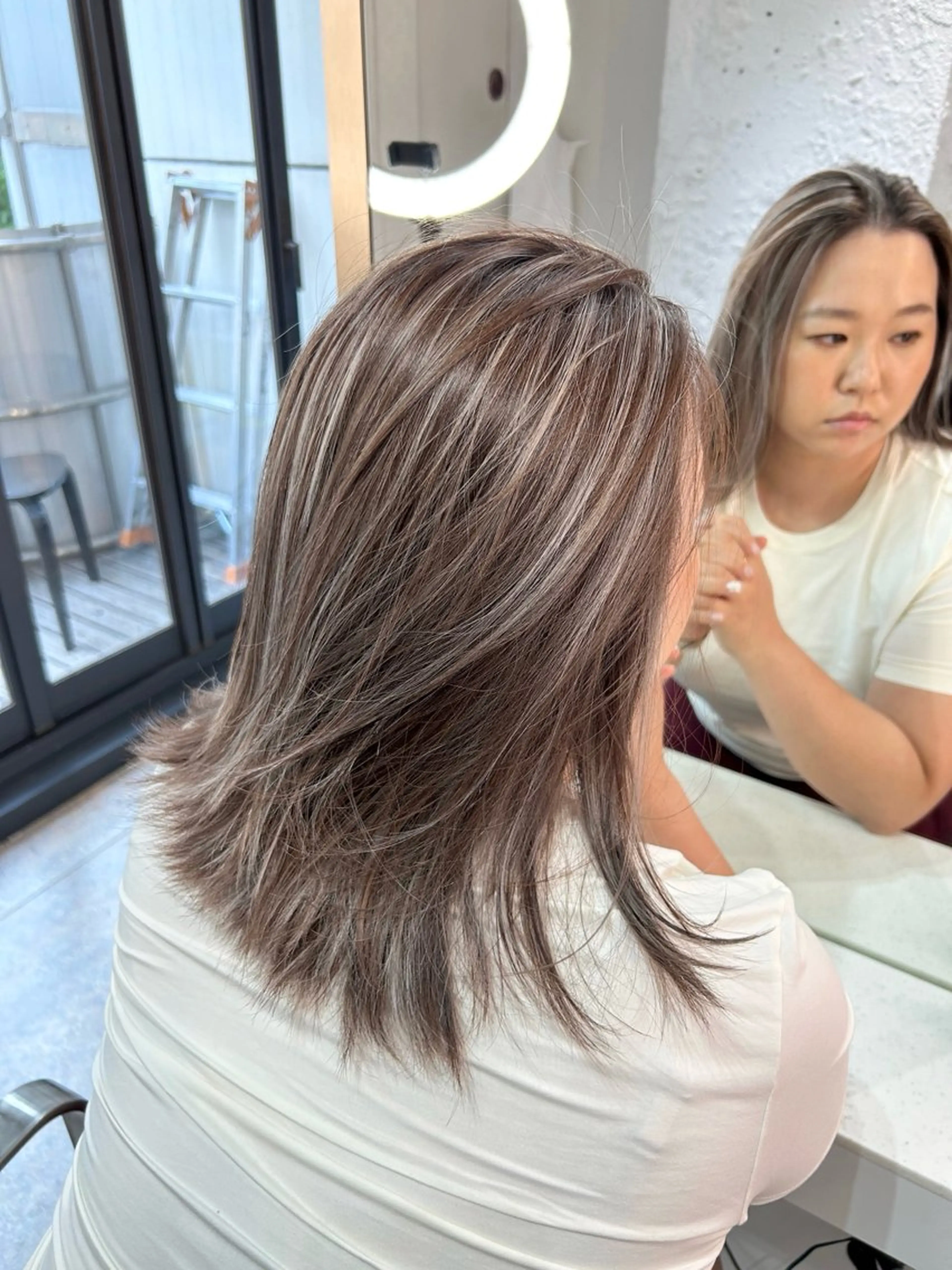 ショート カラー レイヤーカット BLend 渋谷のヘアスタイル