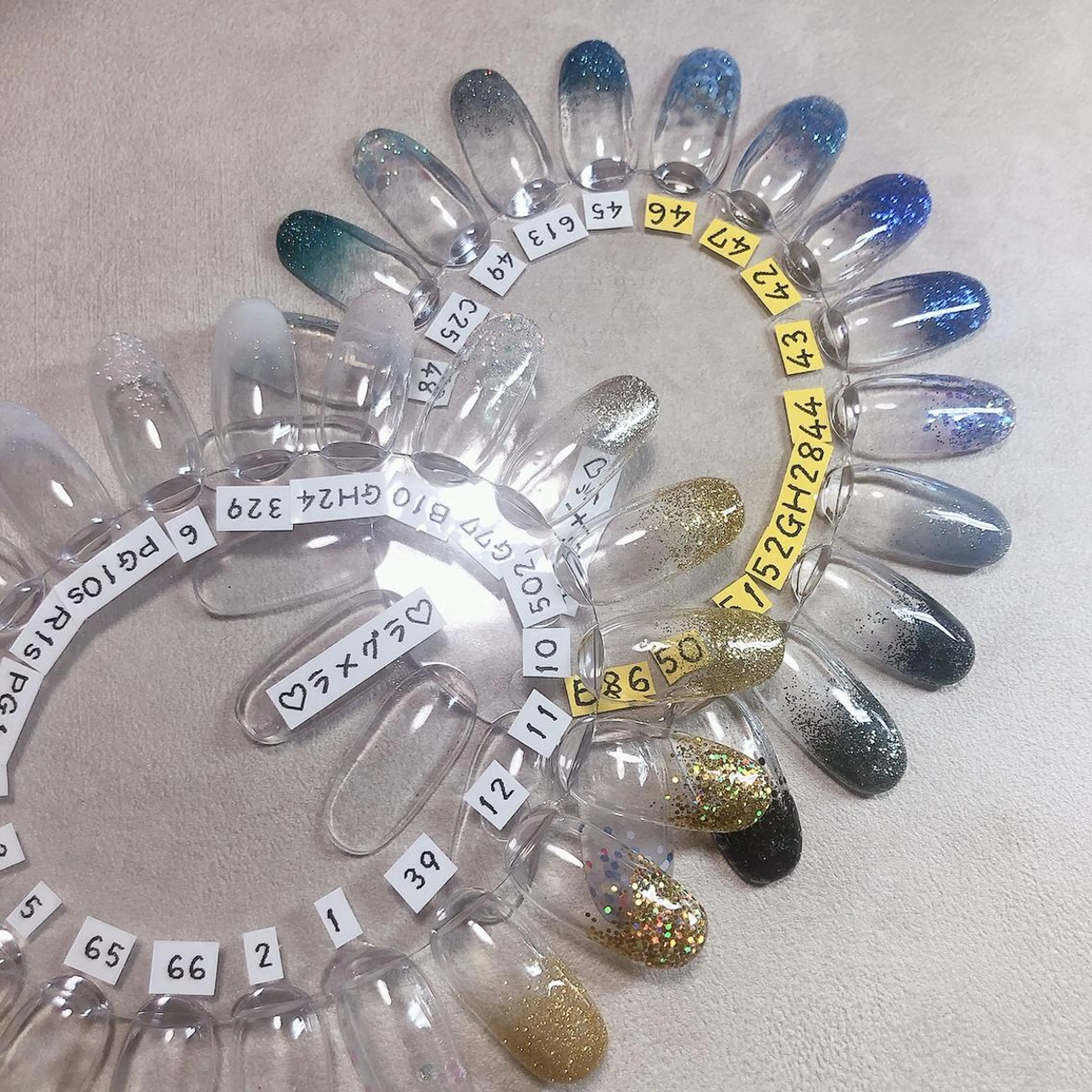 ネイル ♾nail 恵美のマツエク・マツパデザイン