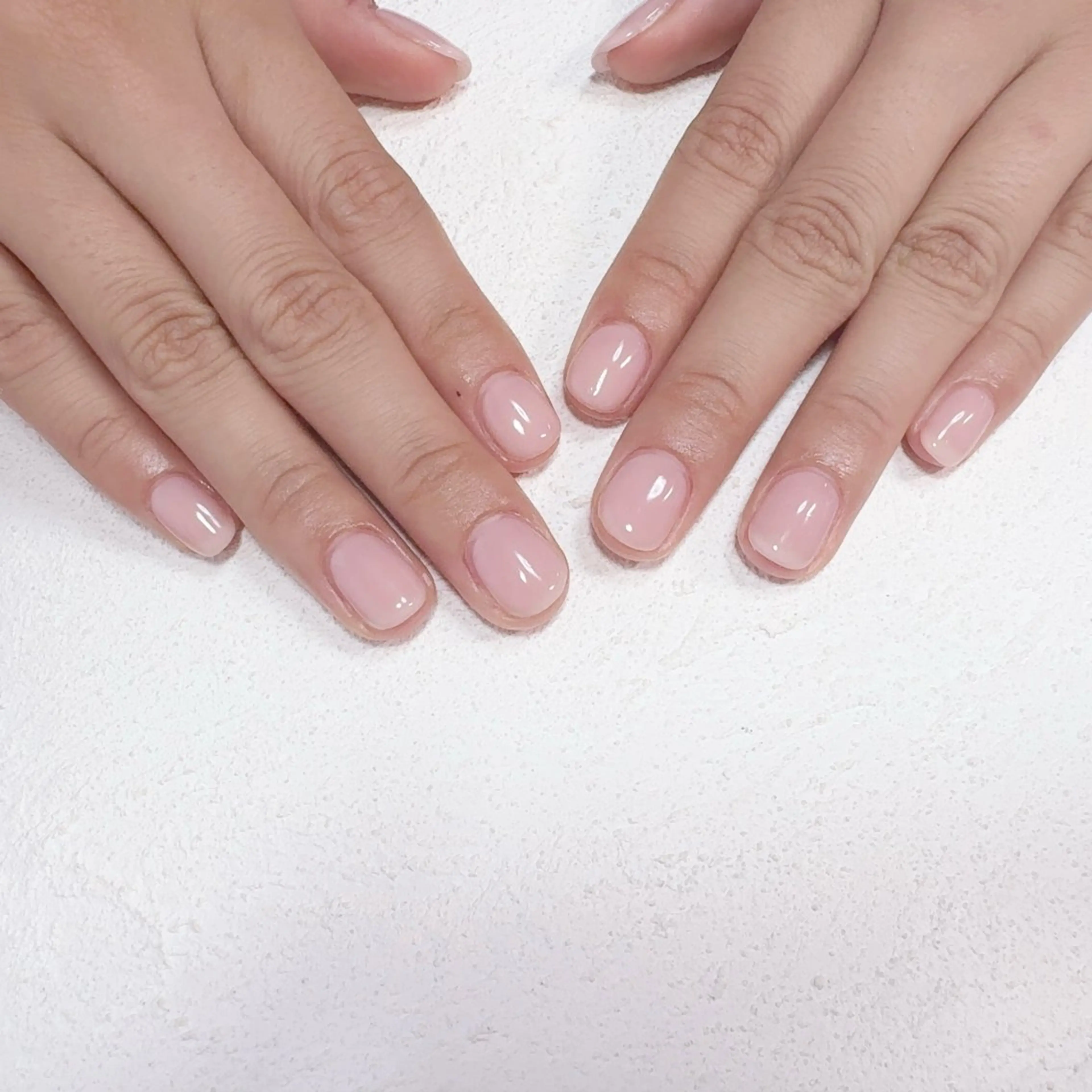 ネイル ジェルネイル Regaro i.sのネイルデザイン