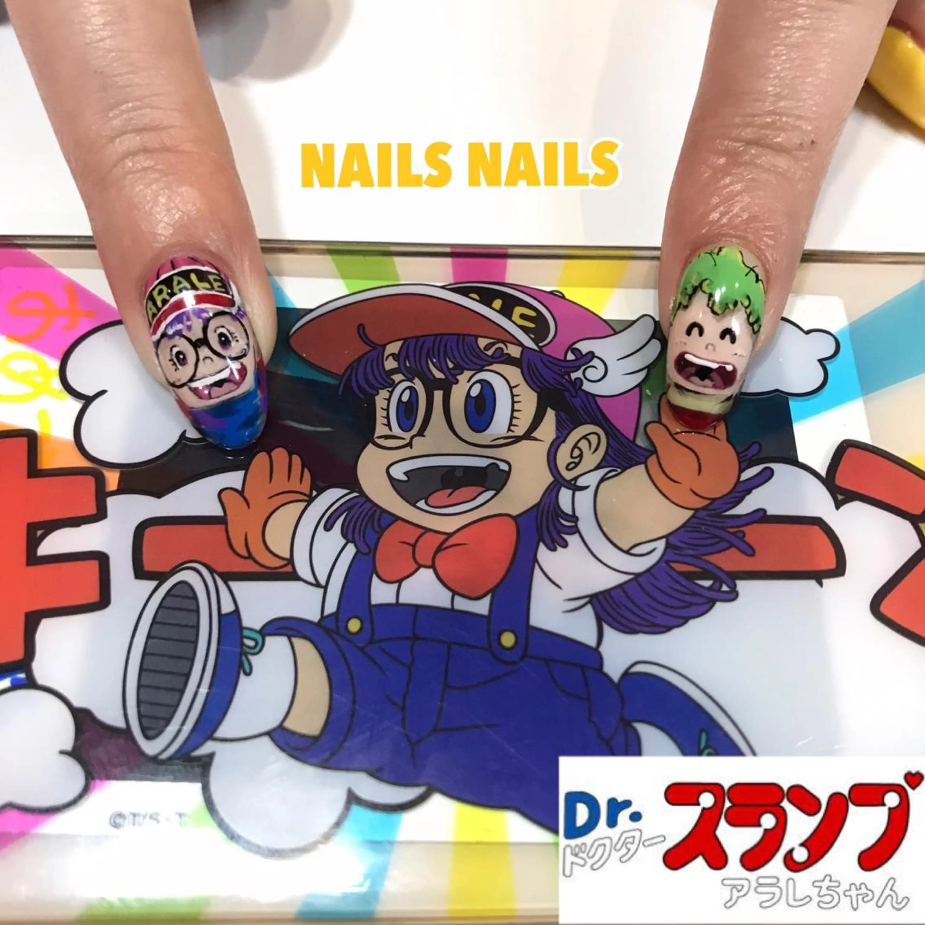 ネイル ジェルネイル NAILSNAILS ERIKAのネイルデザイン