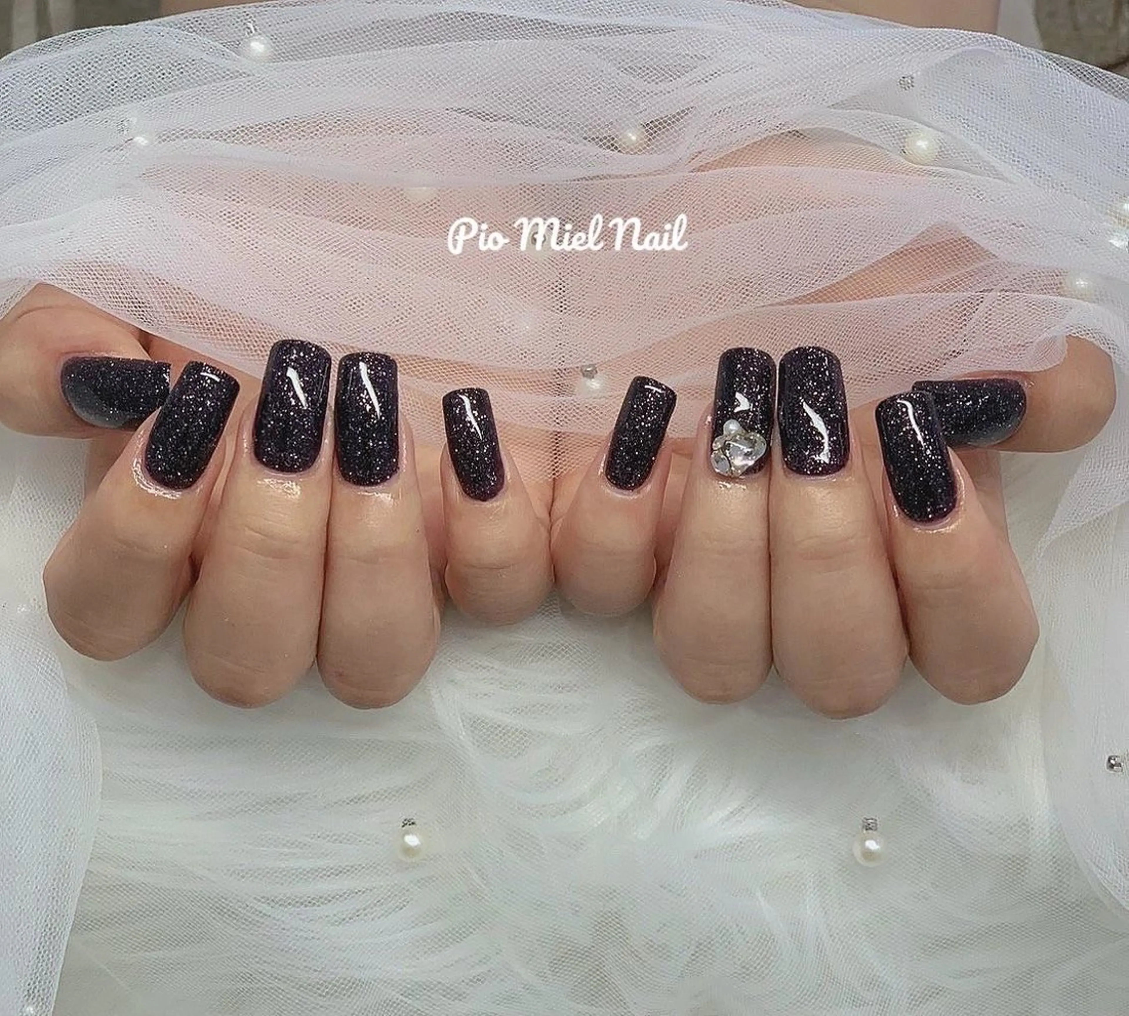ネイル アートネイル ジェルネイル ラメ(グリッター) ロングネイル ワンカラーネイル ハンドネイル momo 長さだしのネイルデザイン