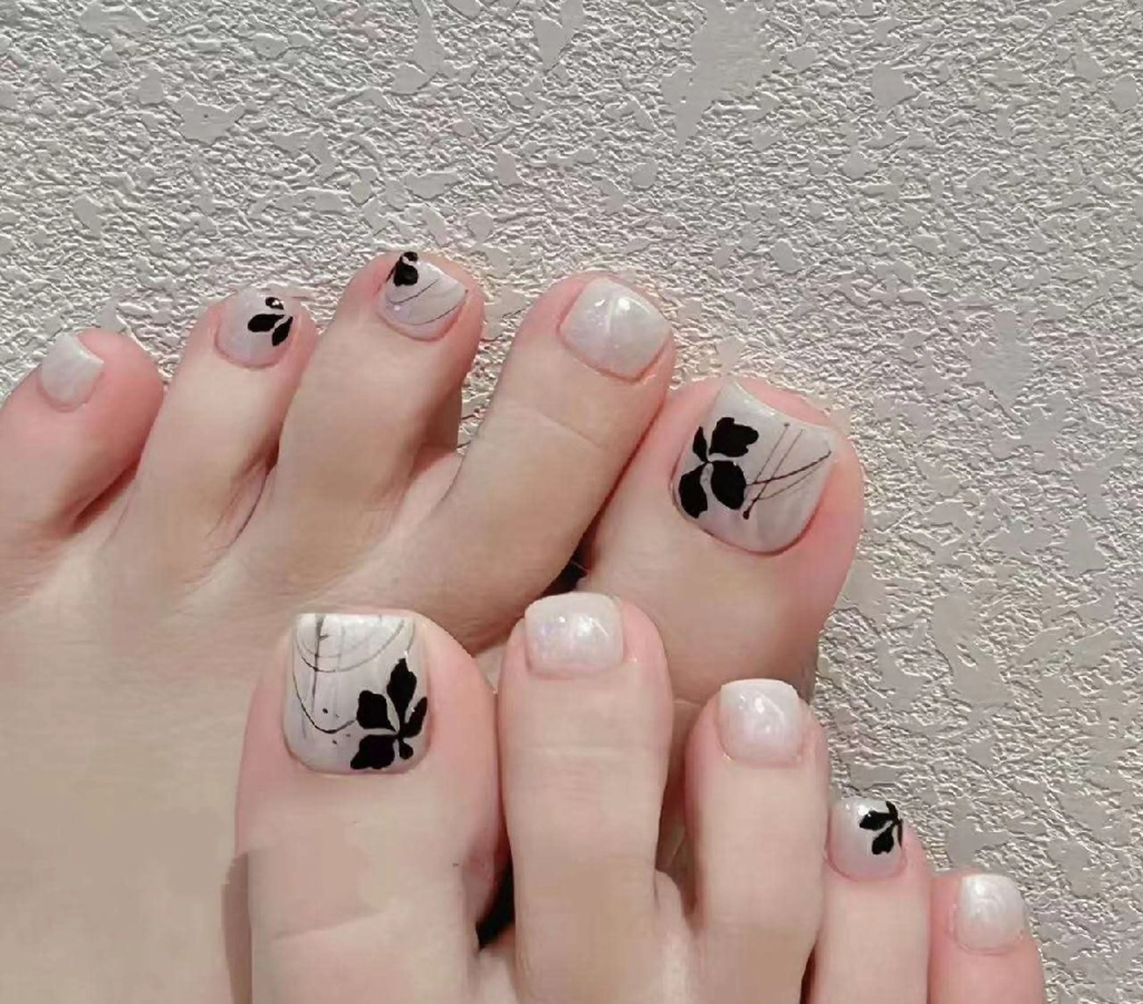 ネイル フラワーネイル フレンチネイル ジェルネイル ガラスフレンチ ハート フットネイル Oomiya 服部のネイルデザイン