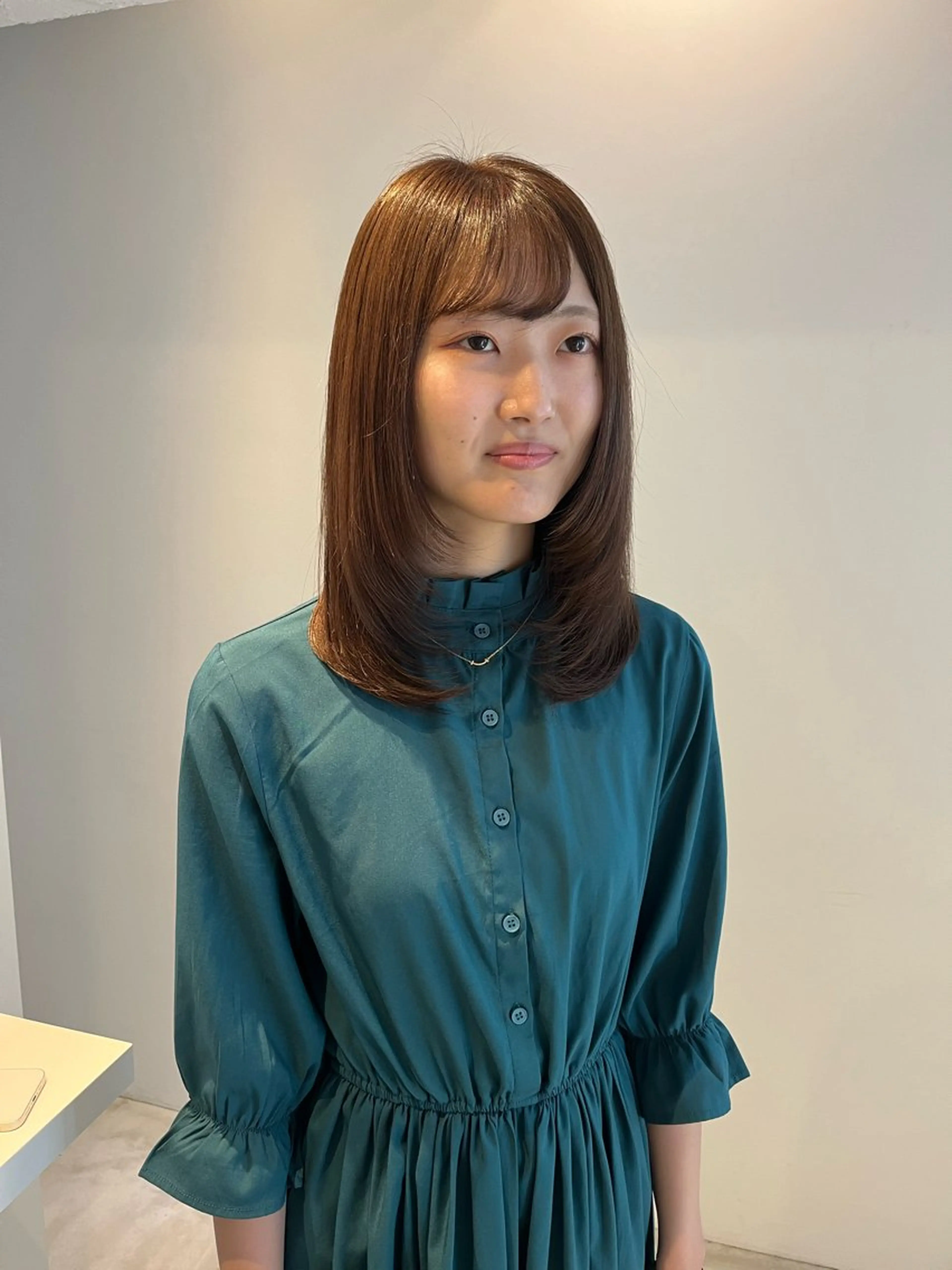 ミディアム レイヤーカット ALLYS 渋谷店所属・最高級の艶のある カラーmei🎨のヘアスタイル