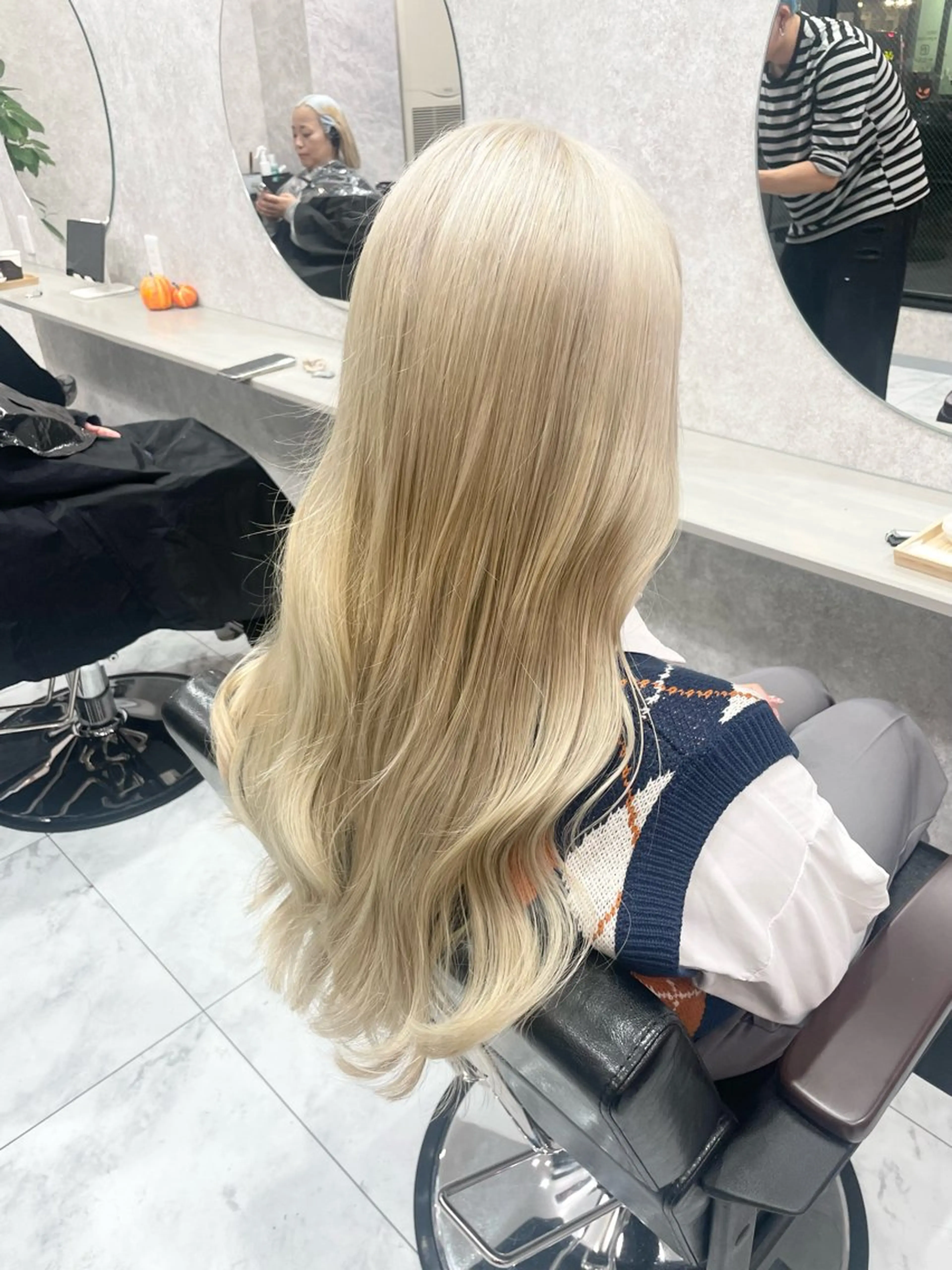 ロング 🦋ハイトーン🦋 石山 希理🦋のヘアスタイル