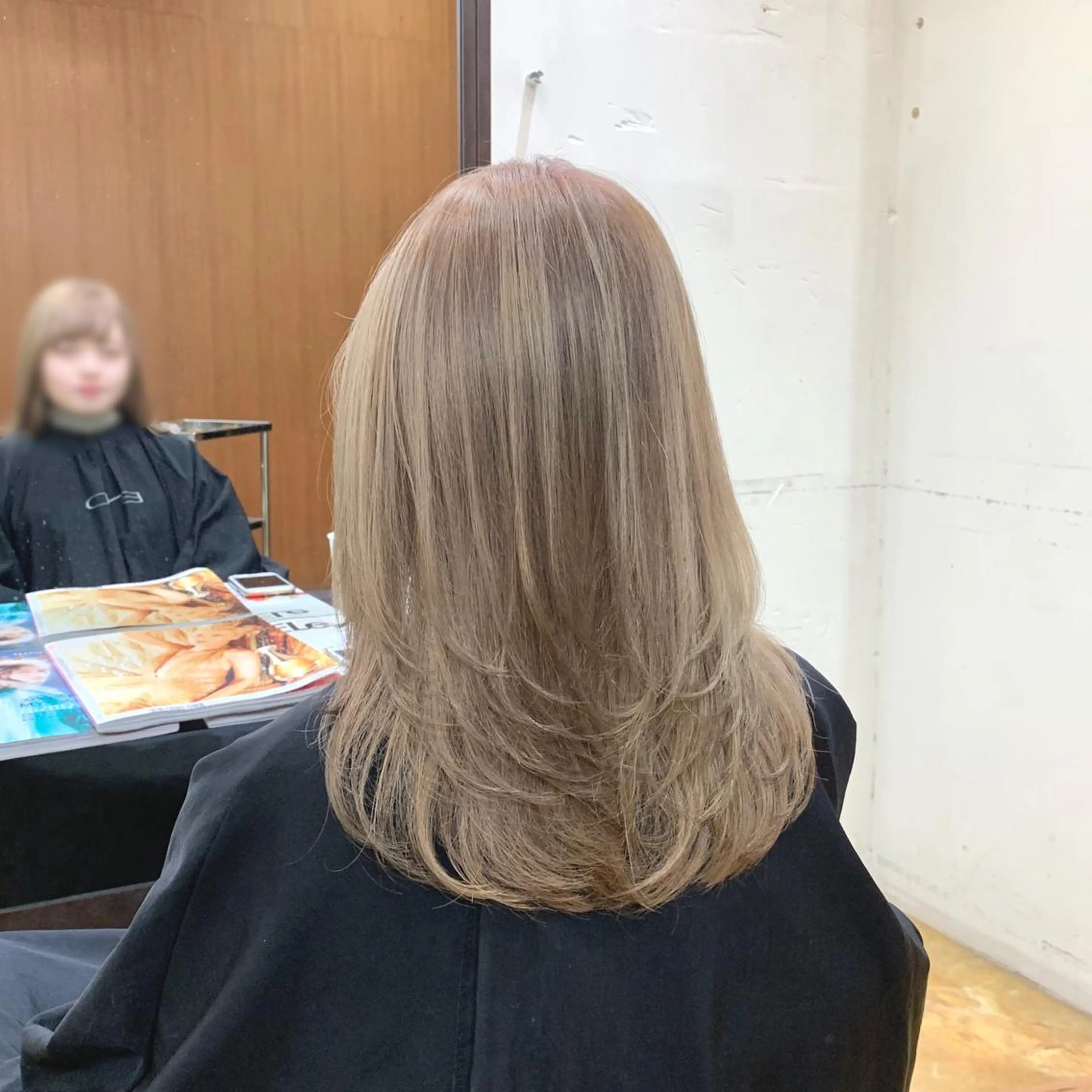 ミディアム カラー 韓国レイヤーカット★ 小林大樹のヘアスタイル