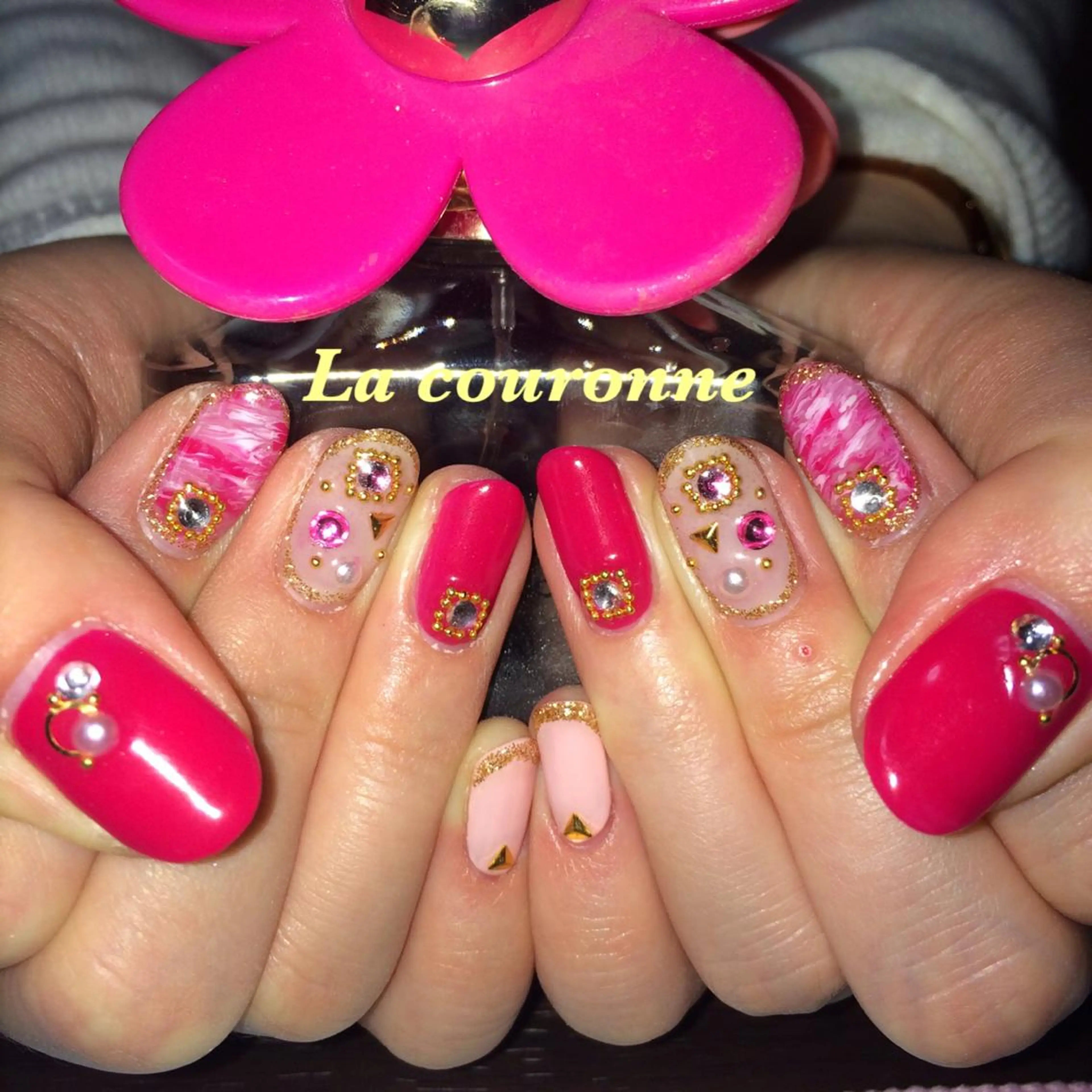 ネイル Lacouronne NATSUMIのネイルデザイン