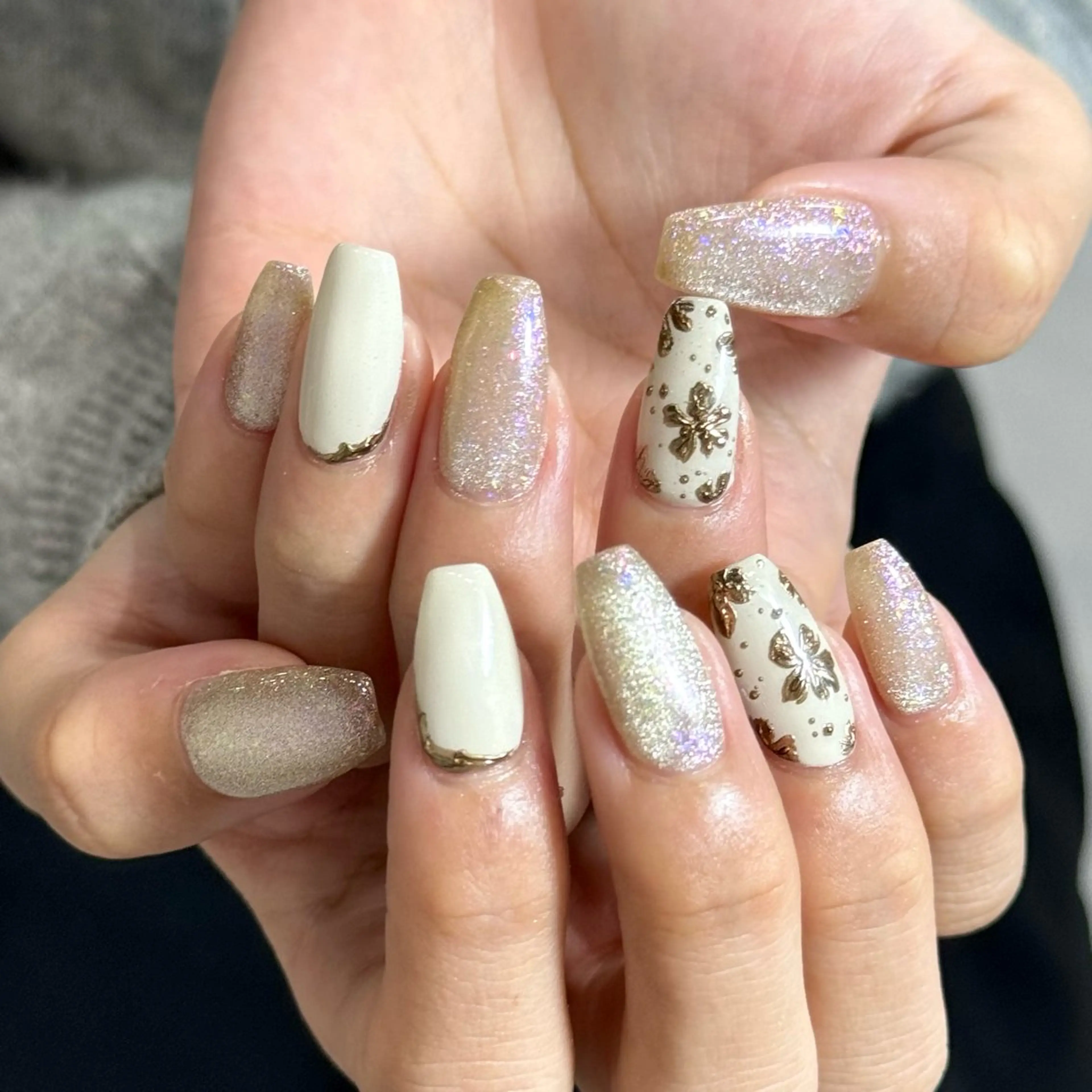 ネイル キラキラネイル マグネットネイル オフィスネイル ハンドネイル HARUKA ネイリスト福岡/薬院のネイルデザイン