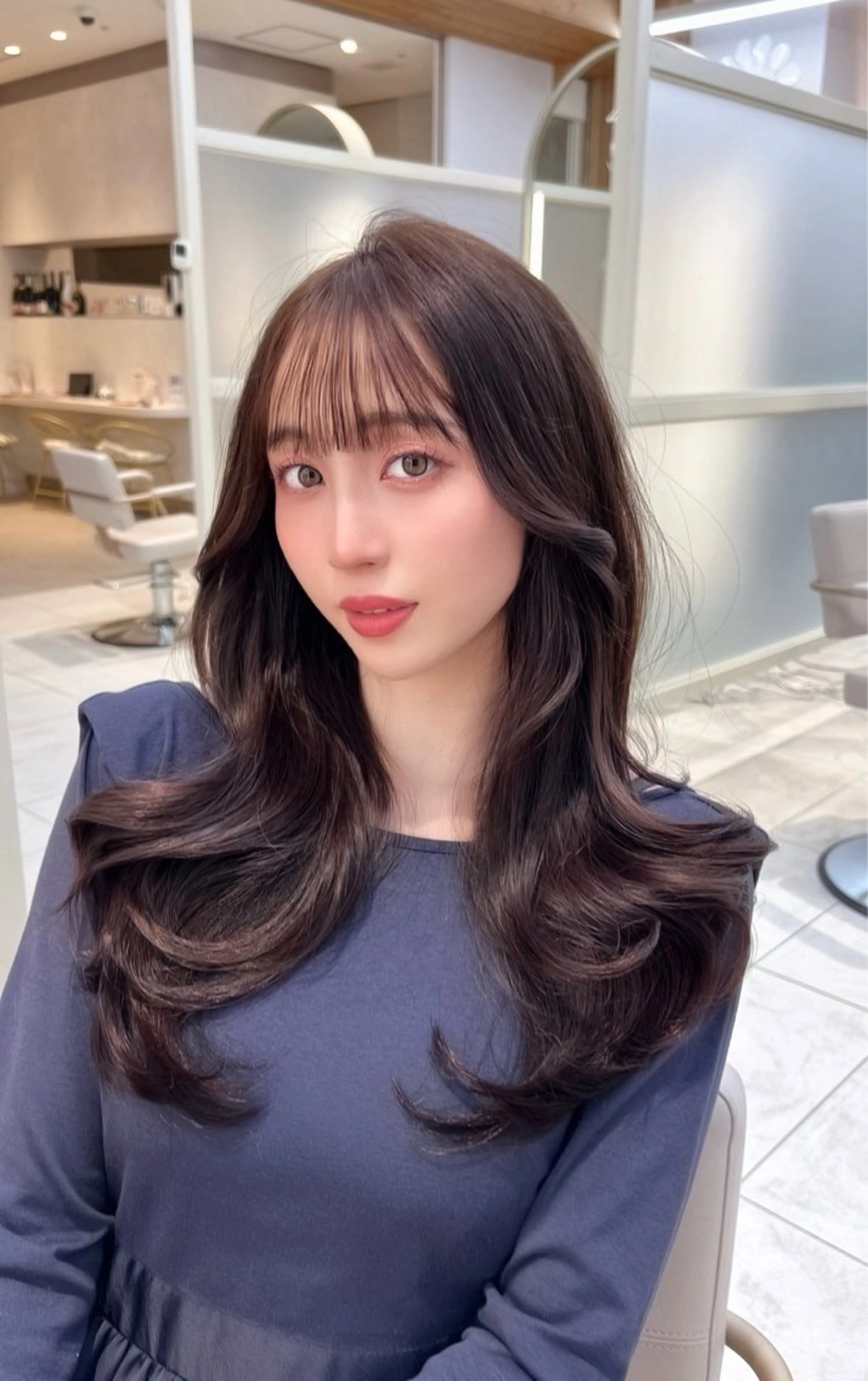 ロング カット ヘアカラー トリートメント レイヤーカット/ 顔まわり/アオイのヘアスタイル