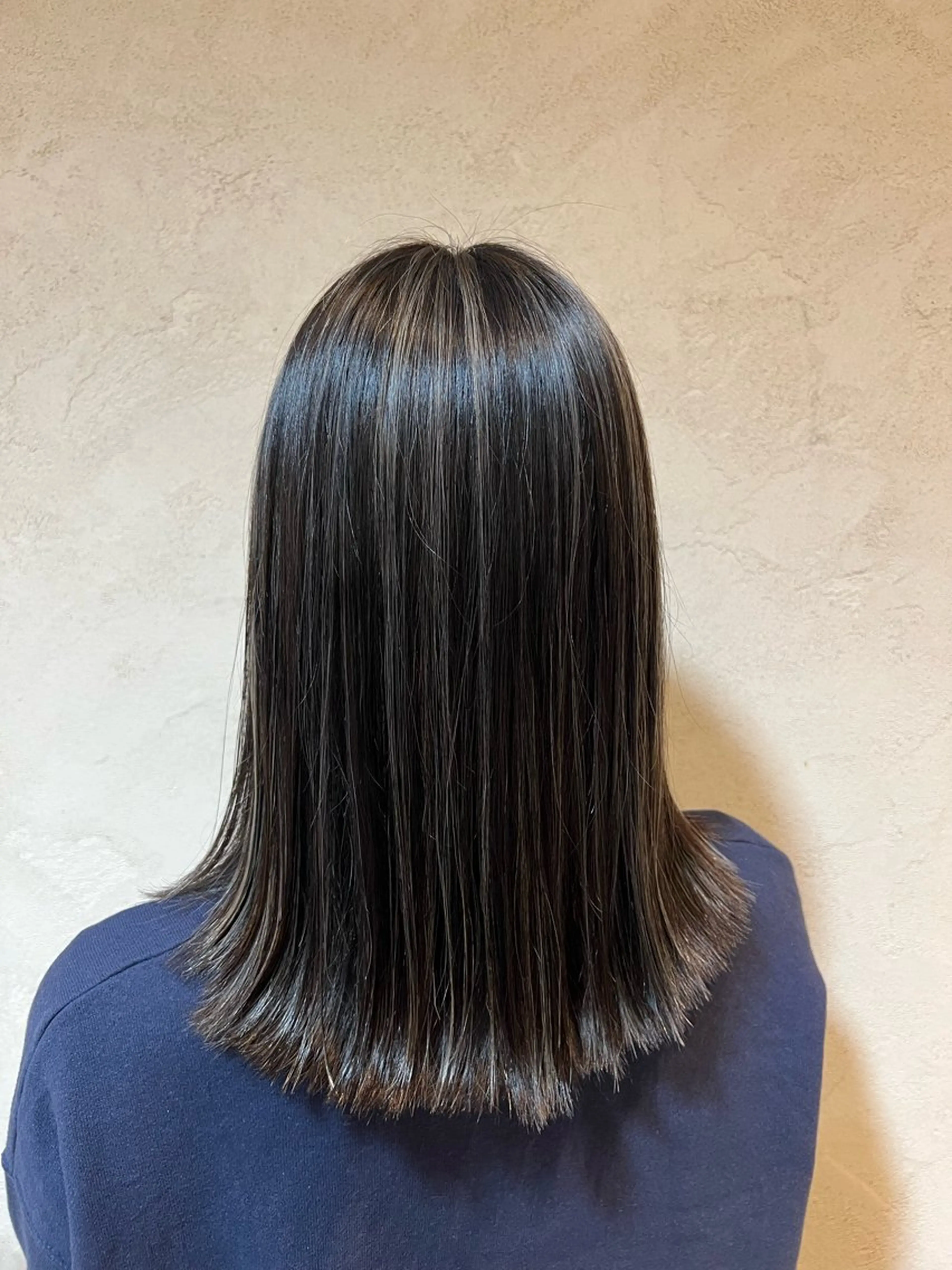 セミロング カラー ヘアカラー トリートメント 竹添 有梨沙のヘアスタイル