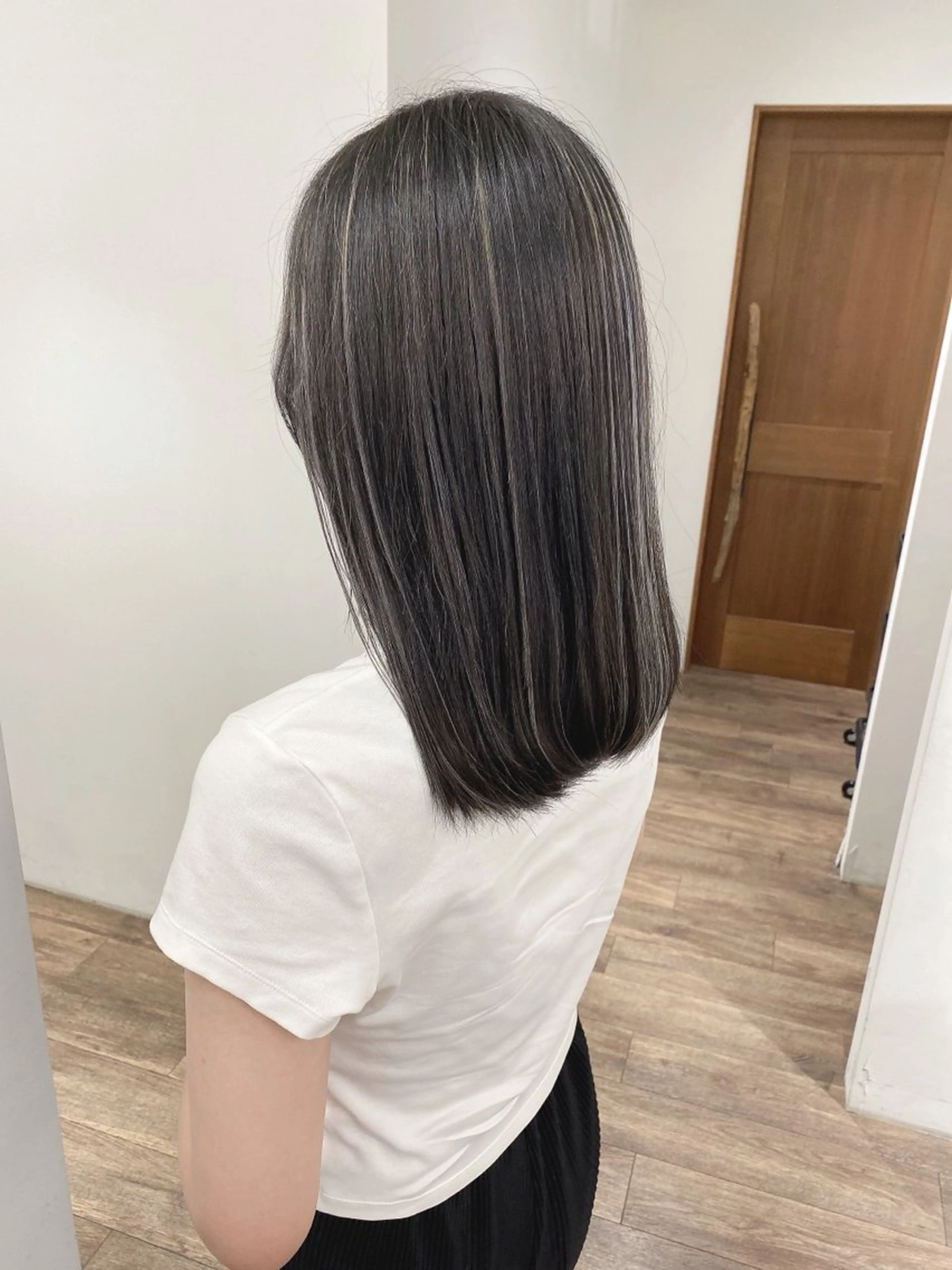 セミロング カラー ヘアカラー トリートメント GO TODAY SHAiRE SALON 横須賀所属・ハイライト⭐️上野 高広のヘアスタイル