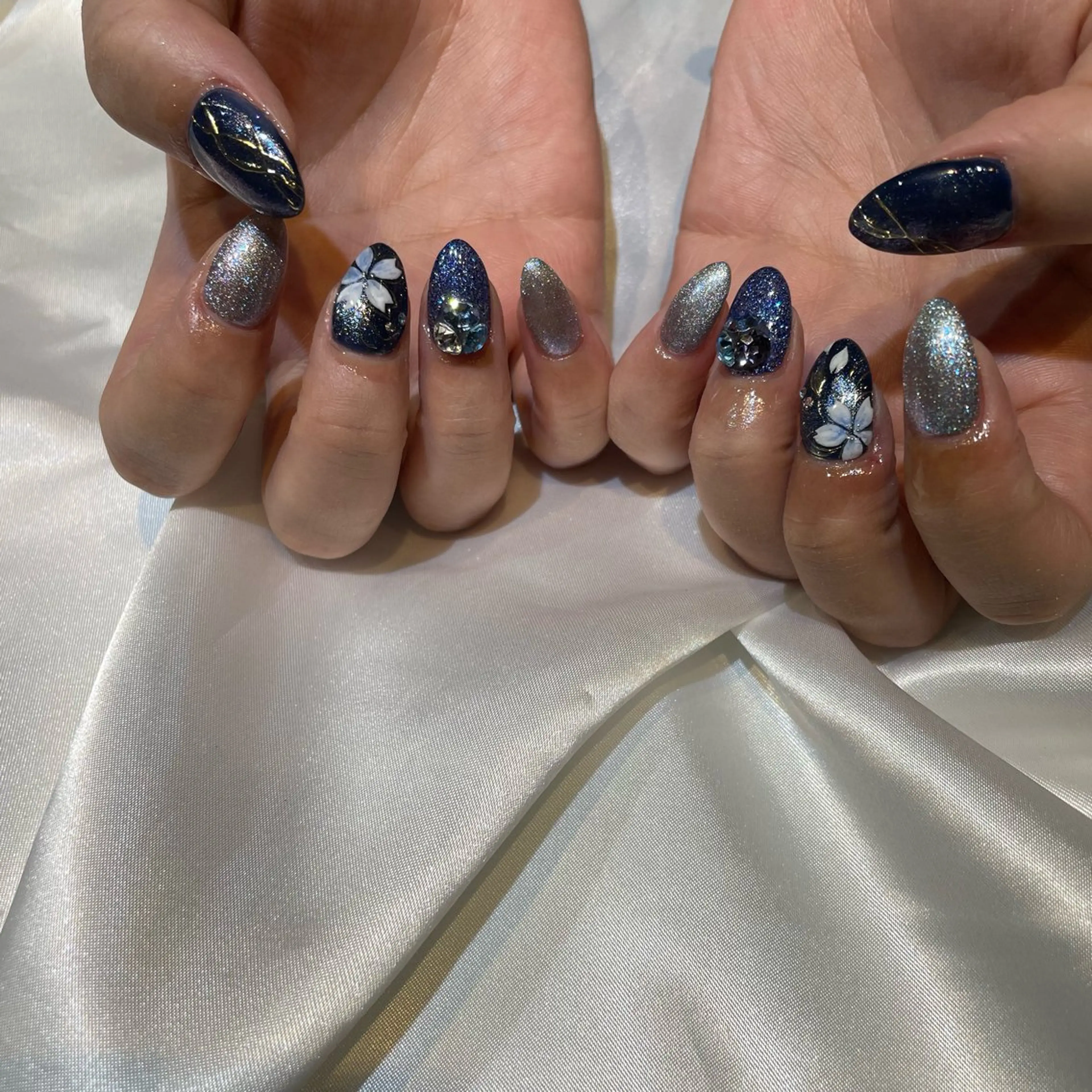 ネイル ハンドネイル 糀屋 彩奈のネイルデザイン