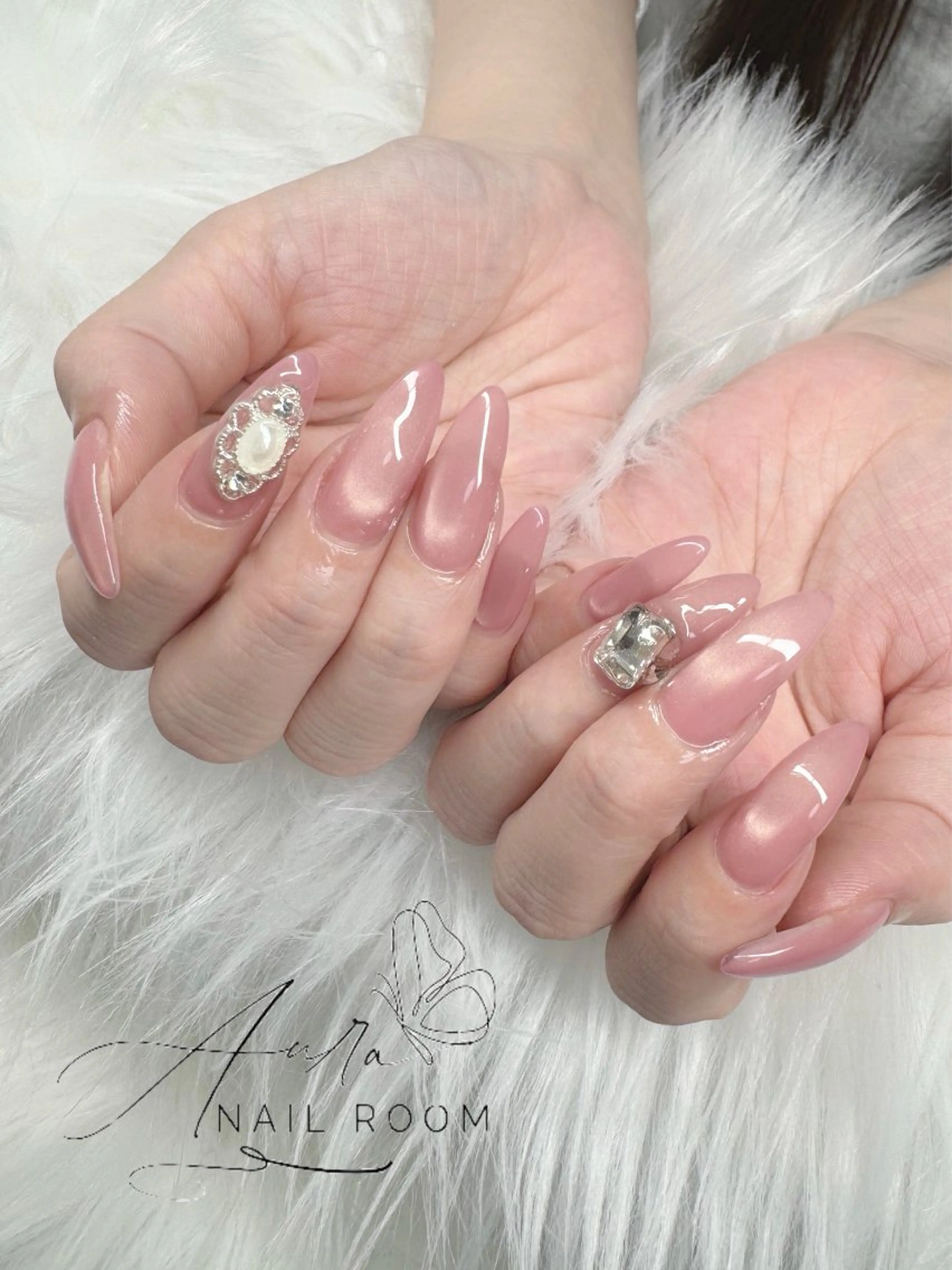 ネイル Aura nail room所属・Lu naのネイルデザイン