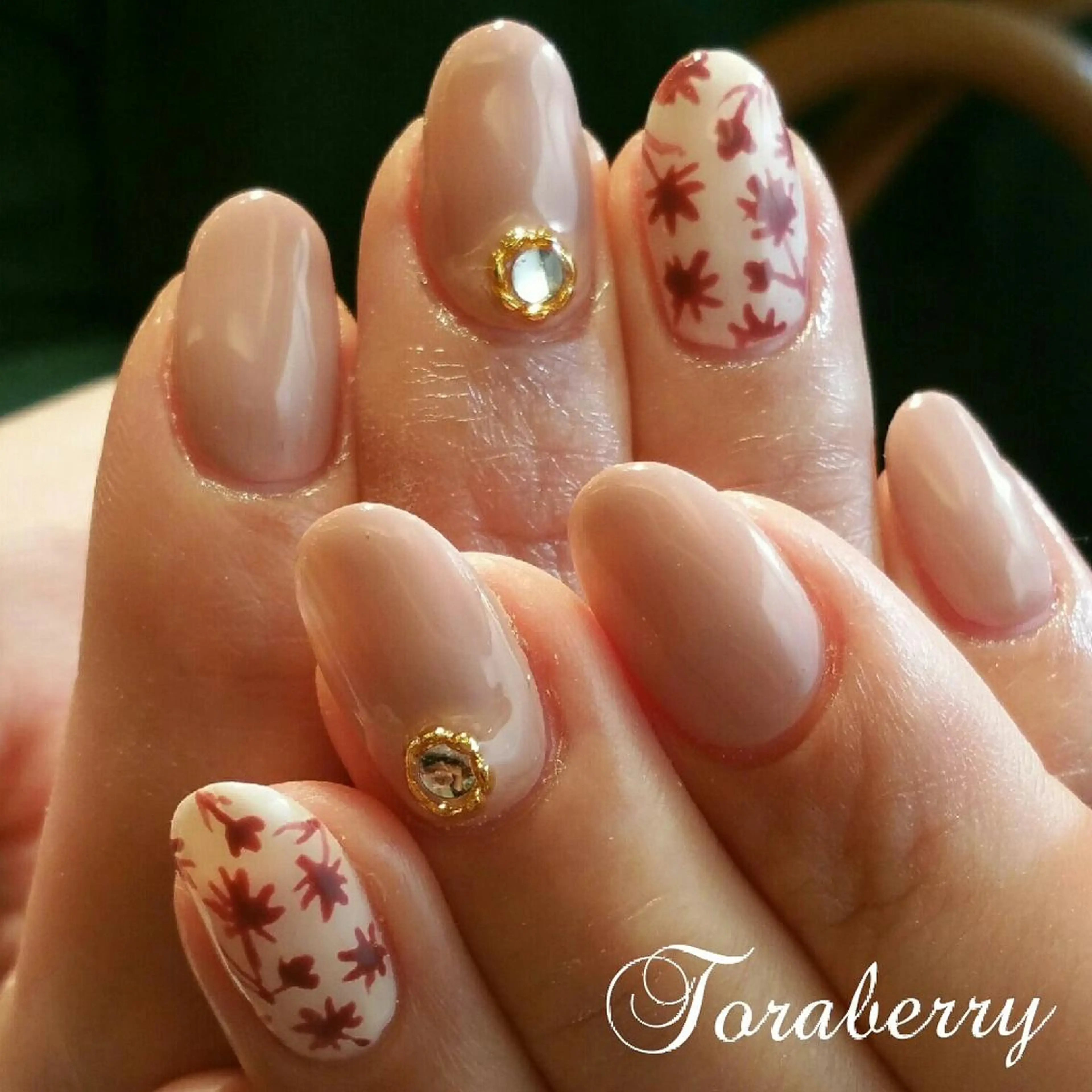 ネイル ネイリスト なつみのネイルデザイン