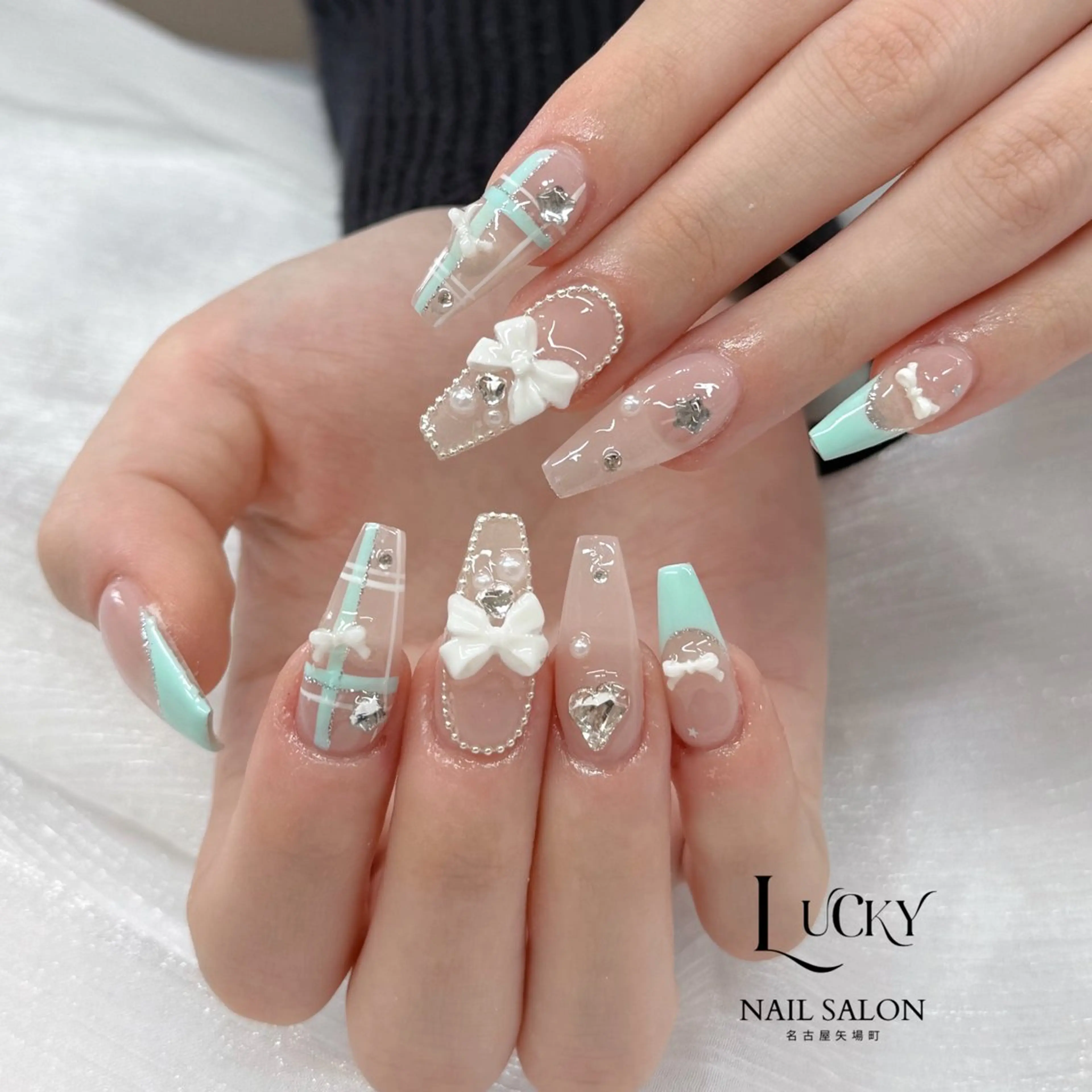 ネイル アートネイル ジェルネイル ロングネイル 持ち込み シンプルネイル ハンドネイル Lucky Nail Salon所属・Lucky Nail Salonのネイルデザイン