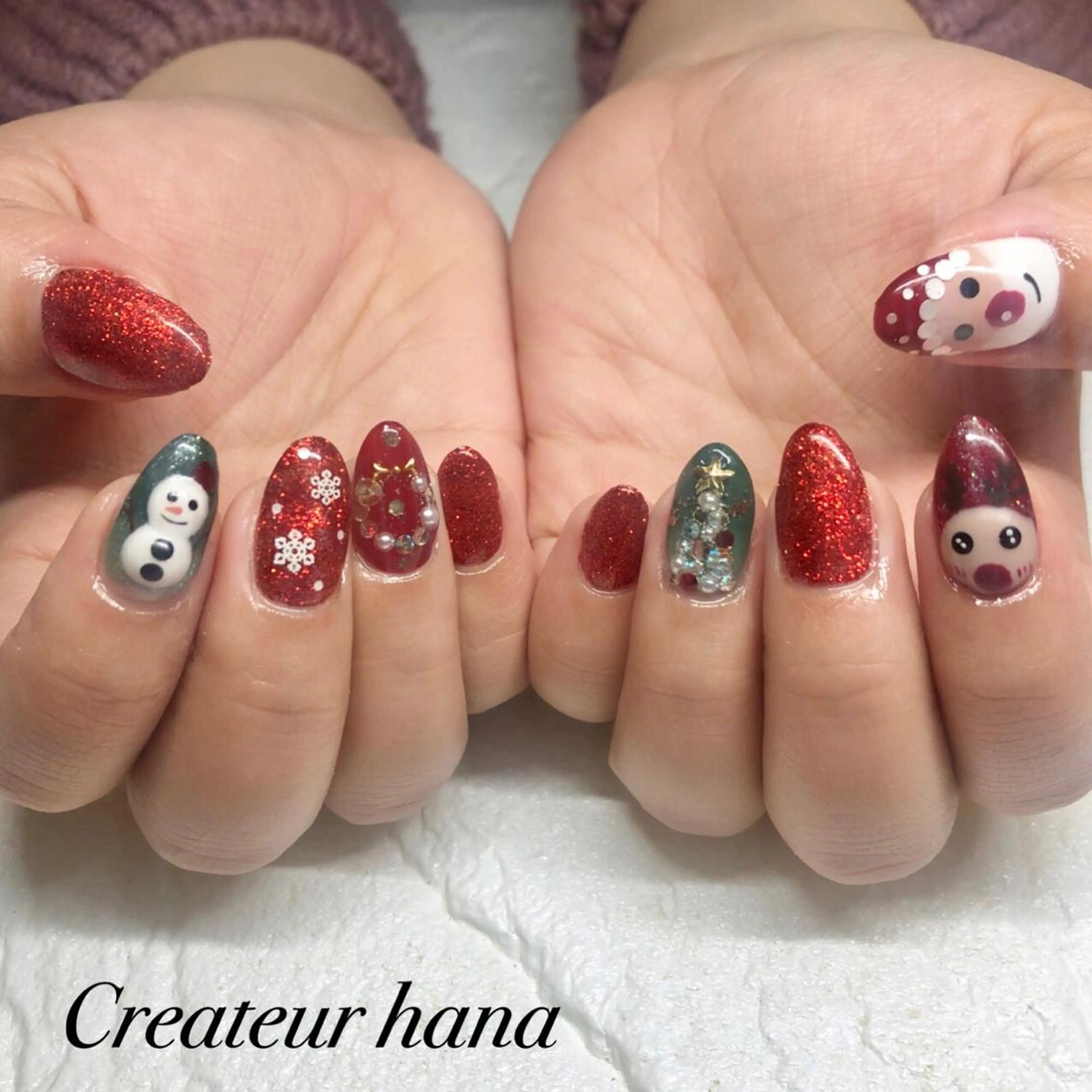 ネイル クレアトゥール華 都賀店所属・三橋 結菜のネイルデザイン