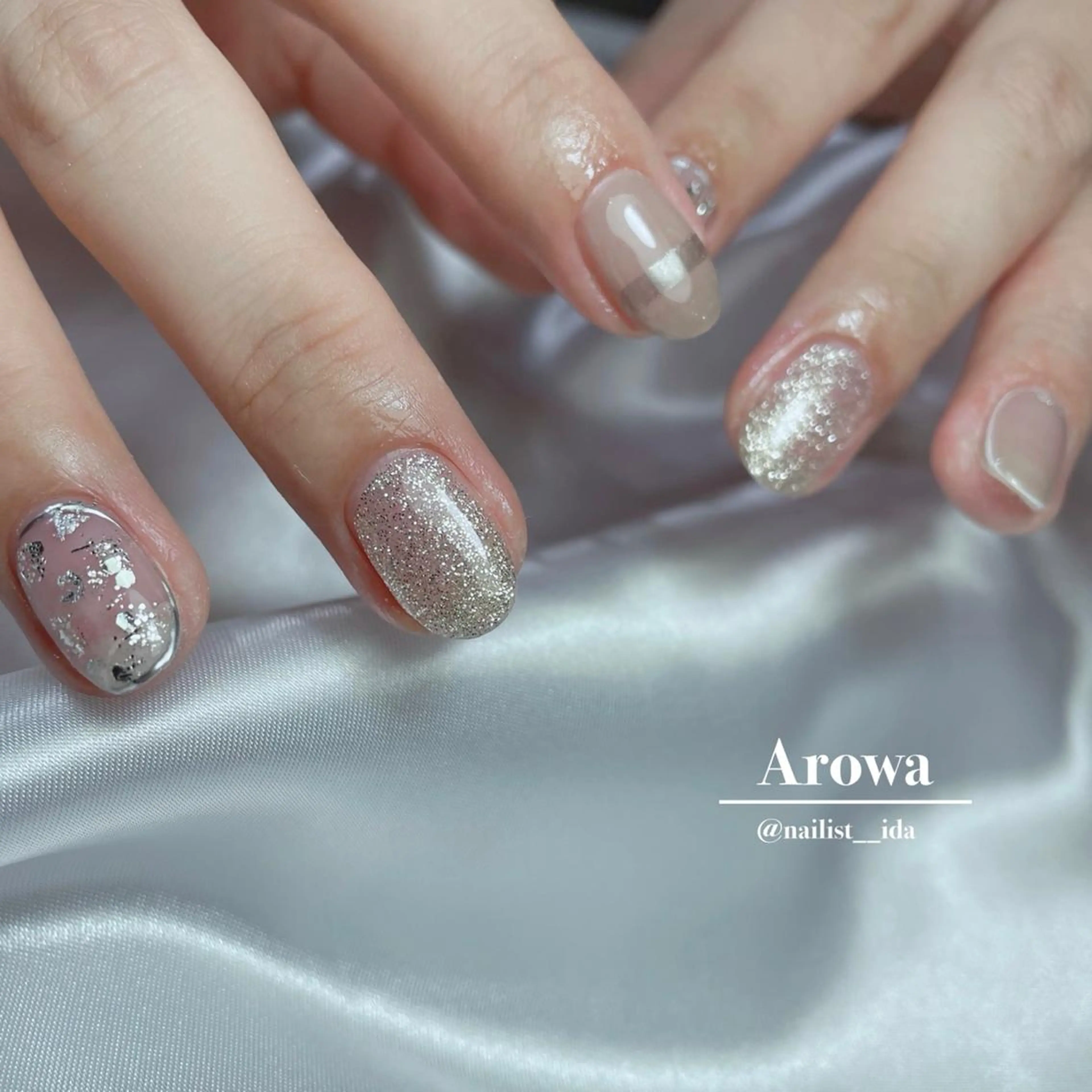 ネイル ブラウン ニュアンスネイル Arowa 伊田のネイルデザイン