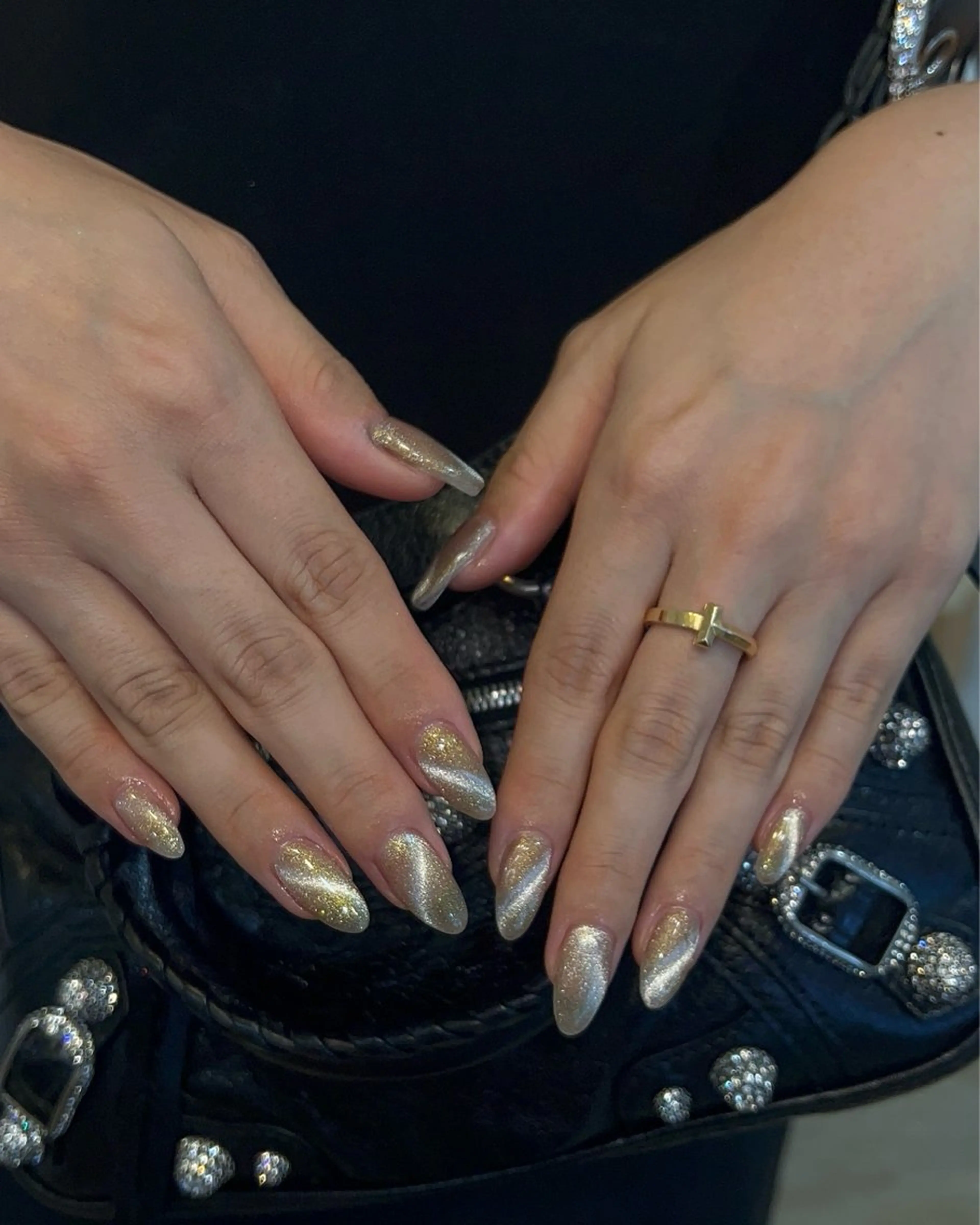 ネイル マグネットネイル ハンドネイル フットネイル ハンドケア Nes.Nail所属・Miyagi Asamiのネイルデザイン