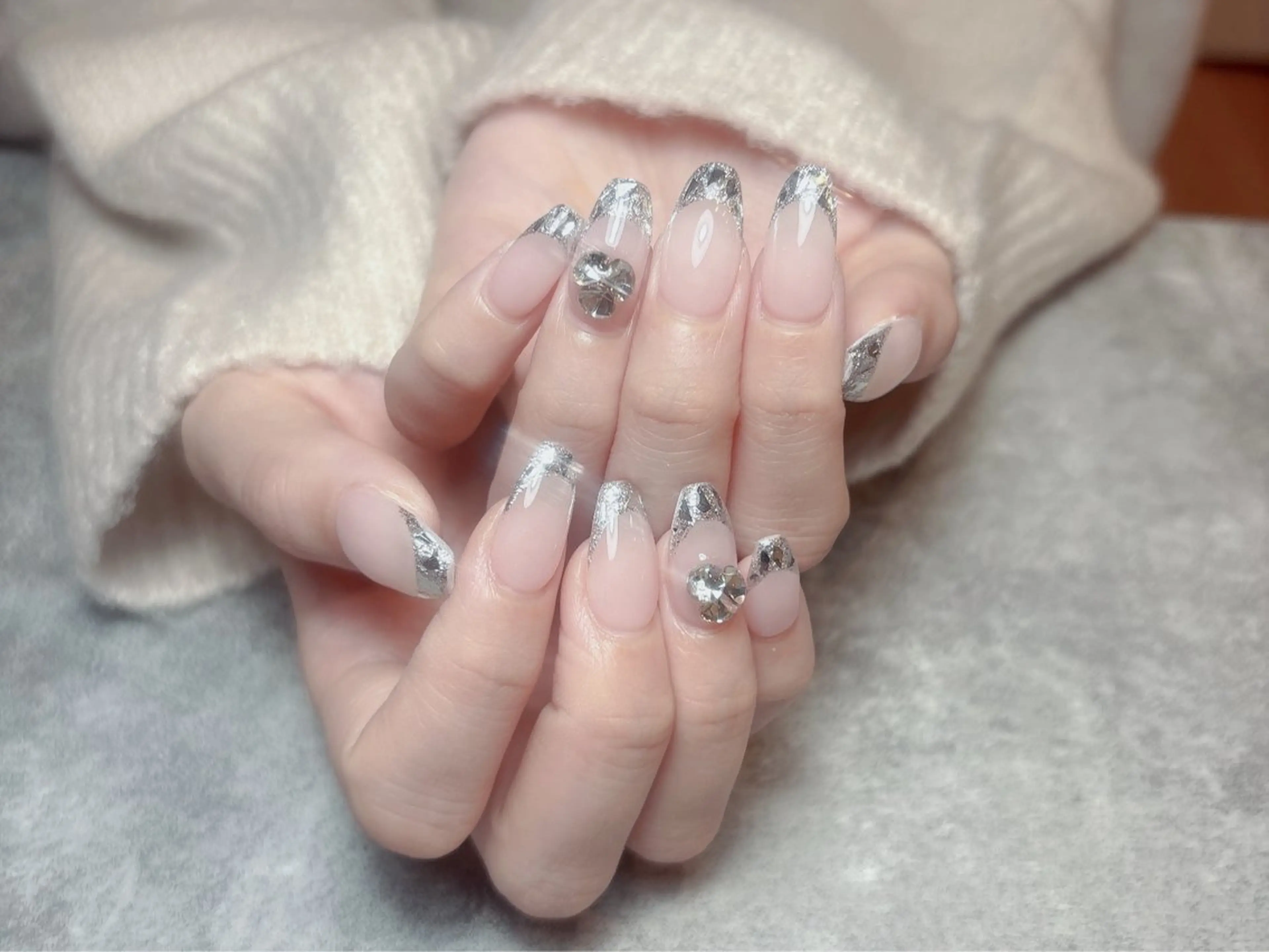 [新規自爪ソフトジェルオフ込み]🌸ガラスフレンチ🌸ベース色付き7500の写真