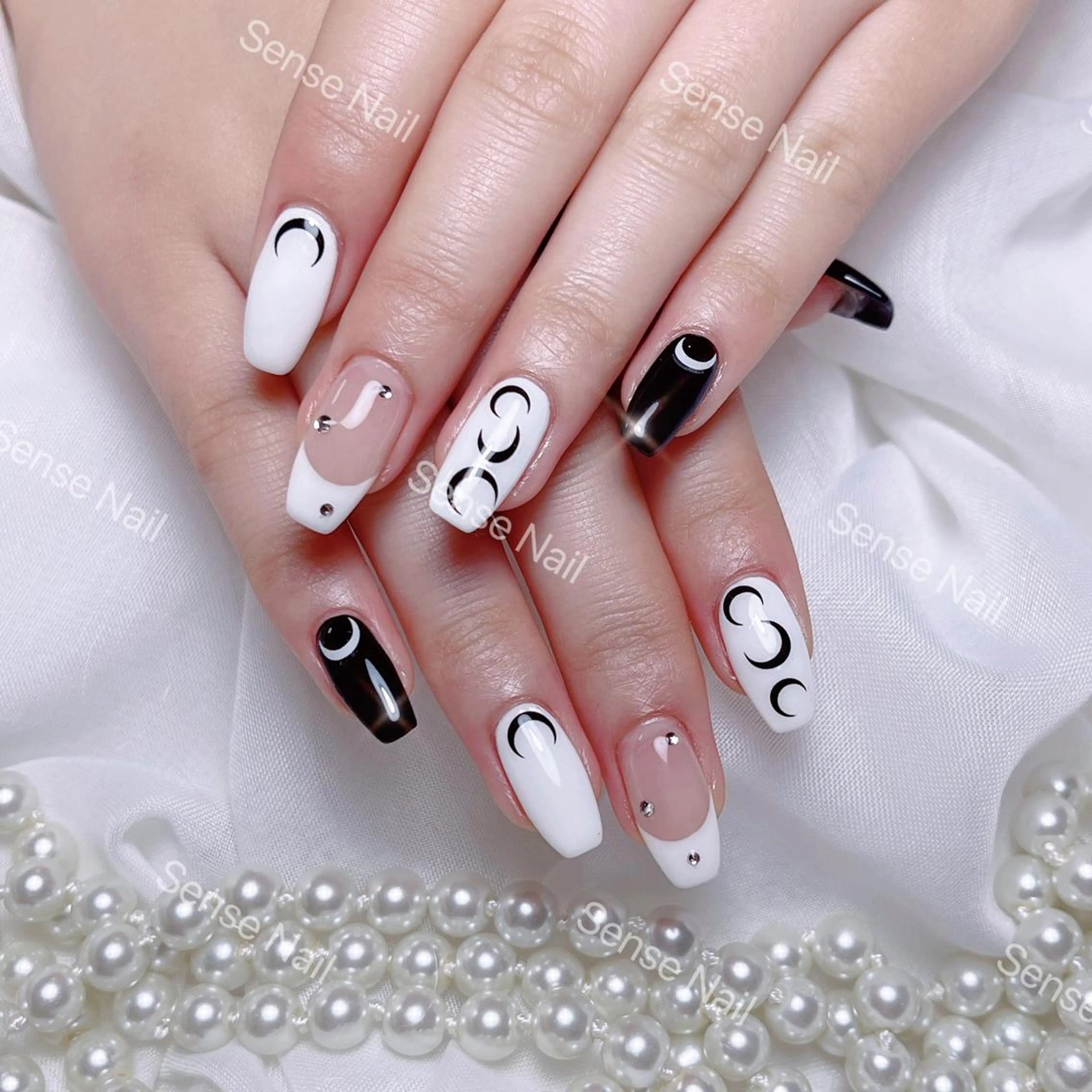 ネイル ハンドネイル ハンドケア 🎀Sense Nail渋谷店🎀のネイルデザイン