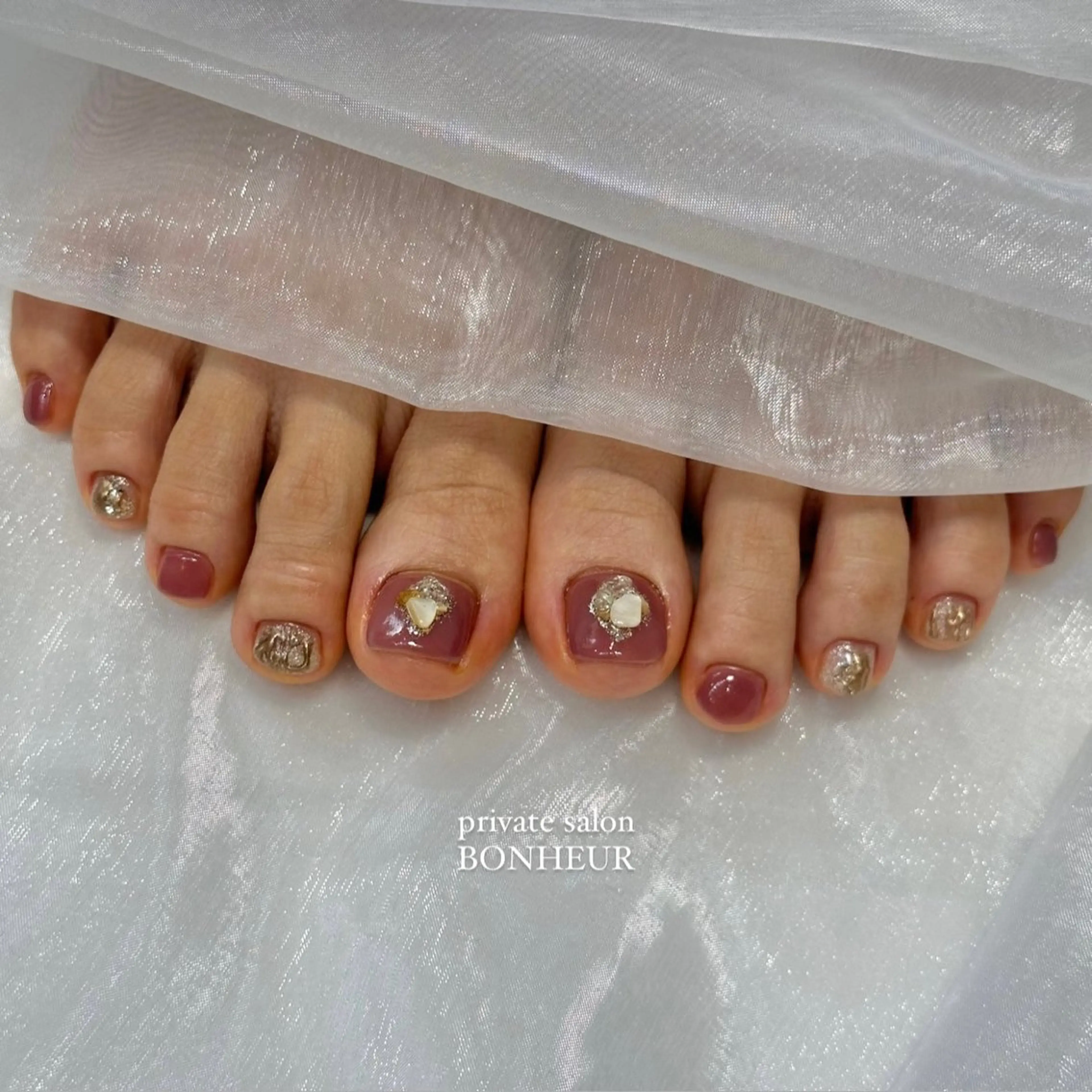 ネイル フットネイル BONHEUR Annaのネイルデザイン