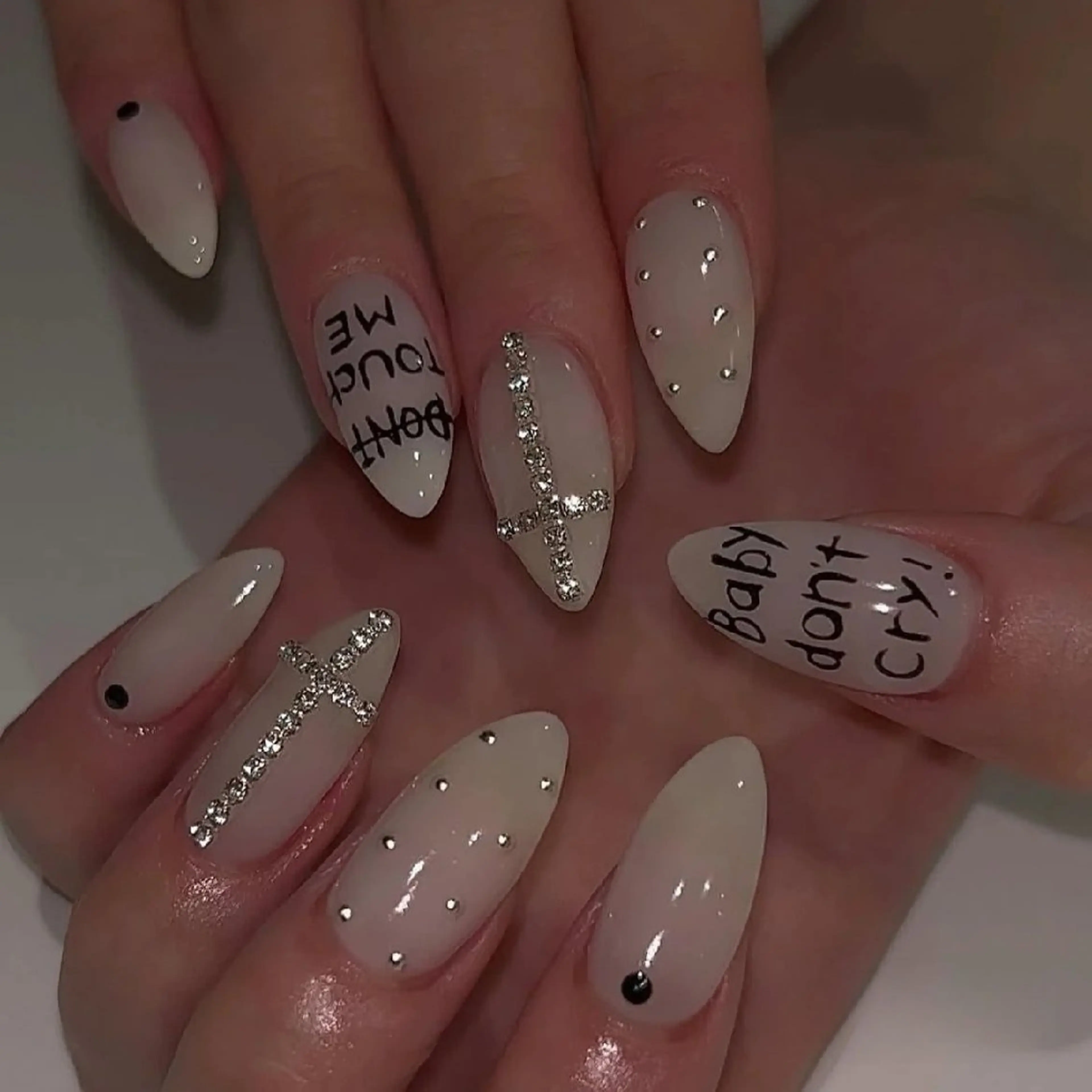 ネイル ハンドネイル ネイリストゆか💅 長さだし、深爪矯正のネイルデザイン