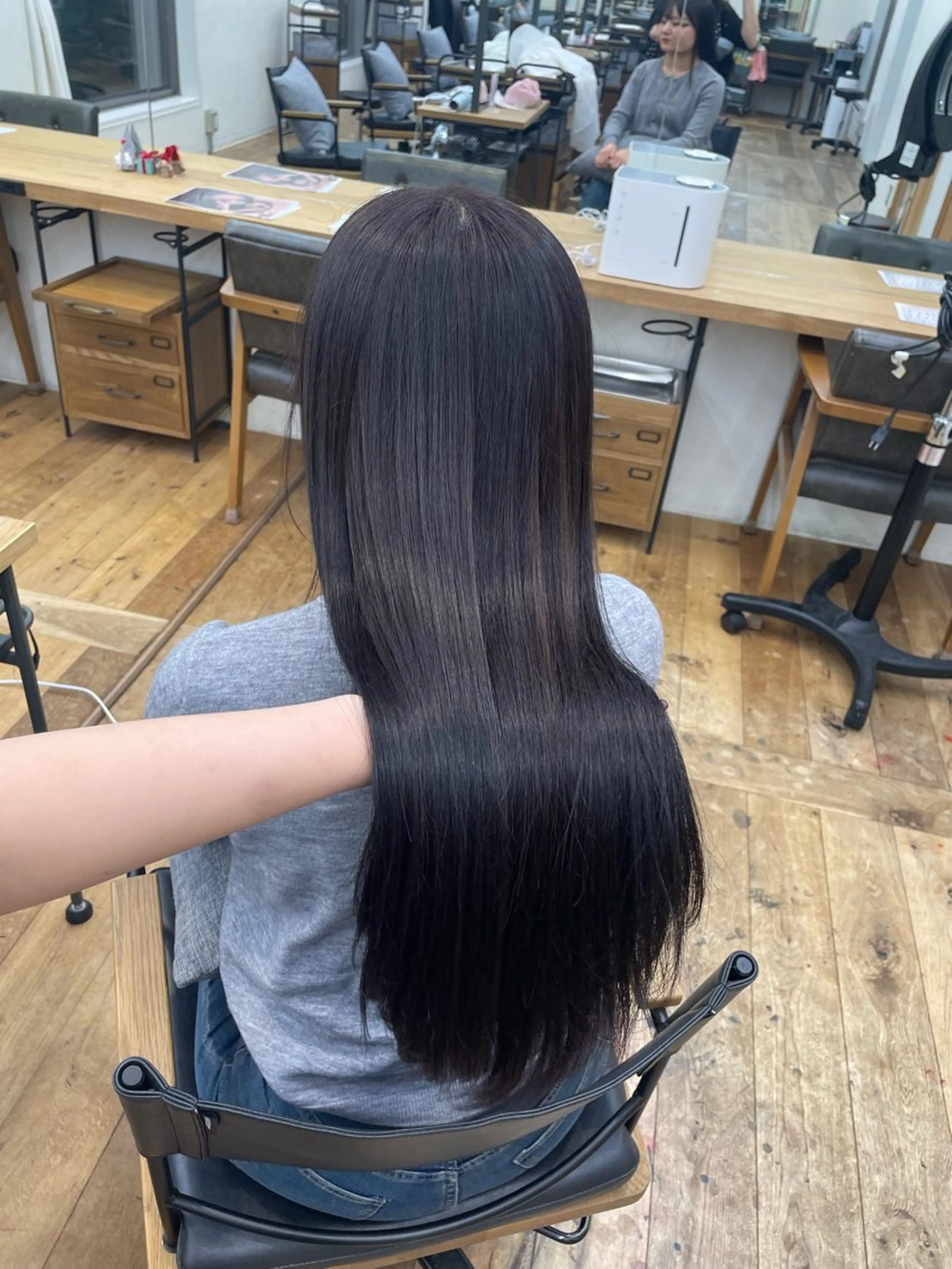 ロング カット ヘアカラー ブリーチカラー/ 細川はるかのヘアスタイル