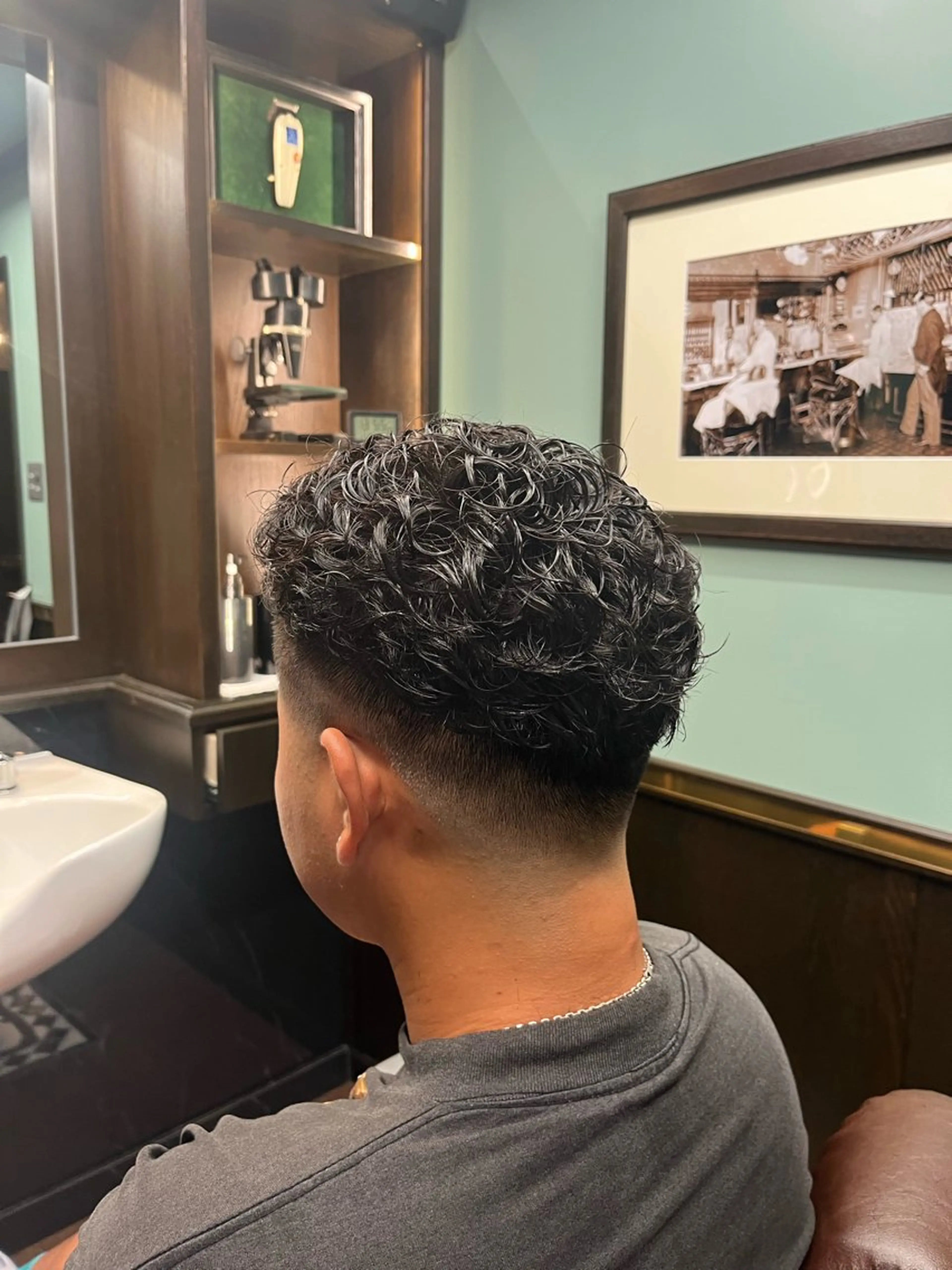 ショート メンズ メンズパーマ UNTRACE -BARBER SHOP所属・工藤 千織のヘアスタイル