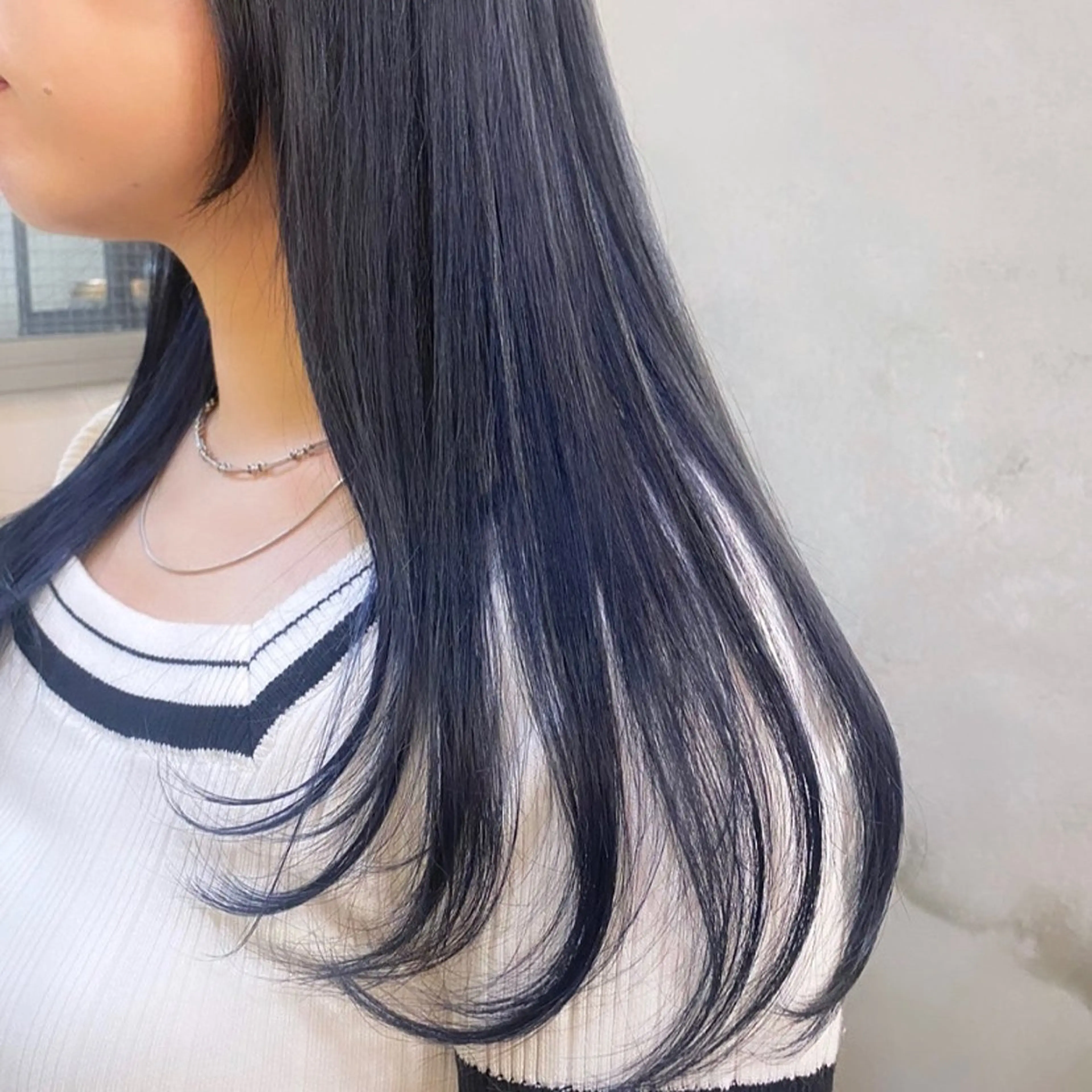 セミロング カラー アッシュ ベージュカラー 黒髪 ブルーカラー ブルーブラック カット ヘアカラー トリートメント ヘッドスパ ヘアセット 透明感/韓国風 🤍moeka🤍のヘアスタイル