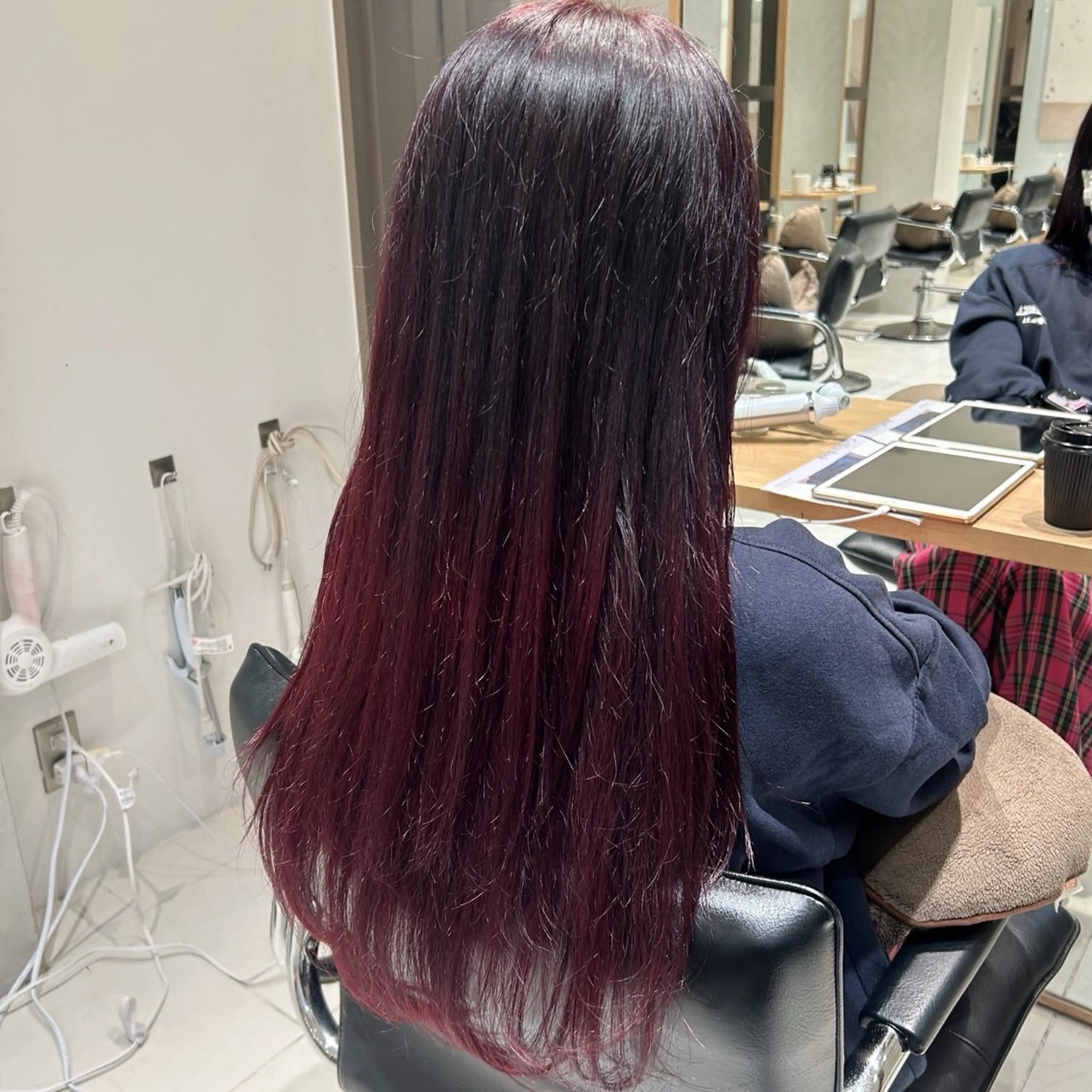 カラー ブリーチ グラデーションカラー ︎︎🌟韓国艶カラー ︎🌟璃奈 (ﾘﾅ)のヘアスタイル