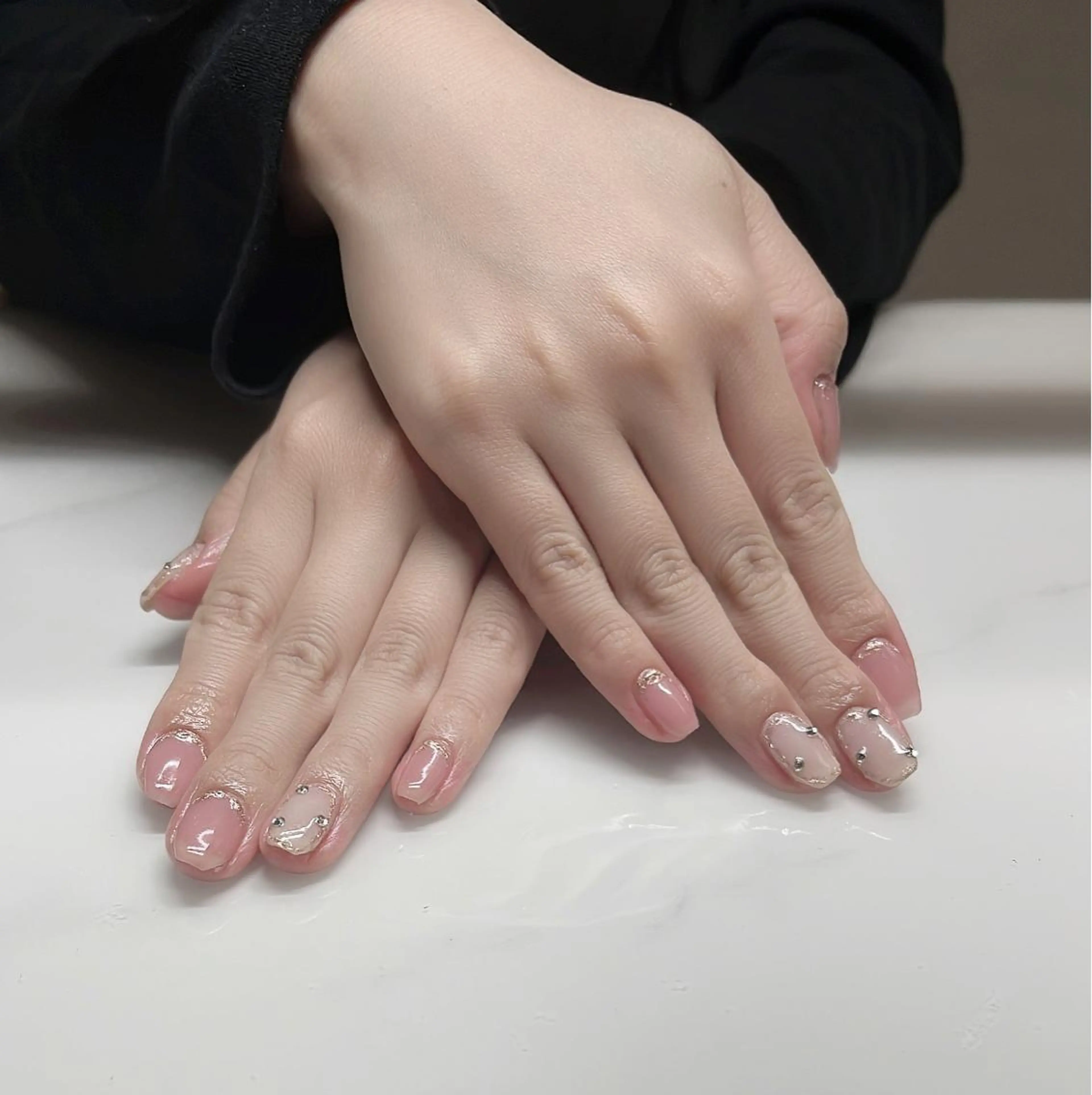 ネイル ハンドネイル KARI ネイルサロンのネイルデザイン