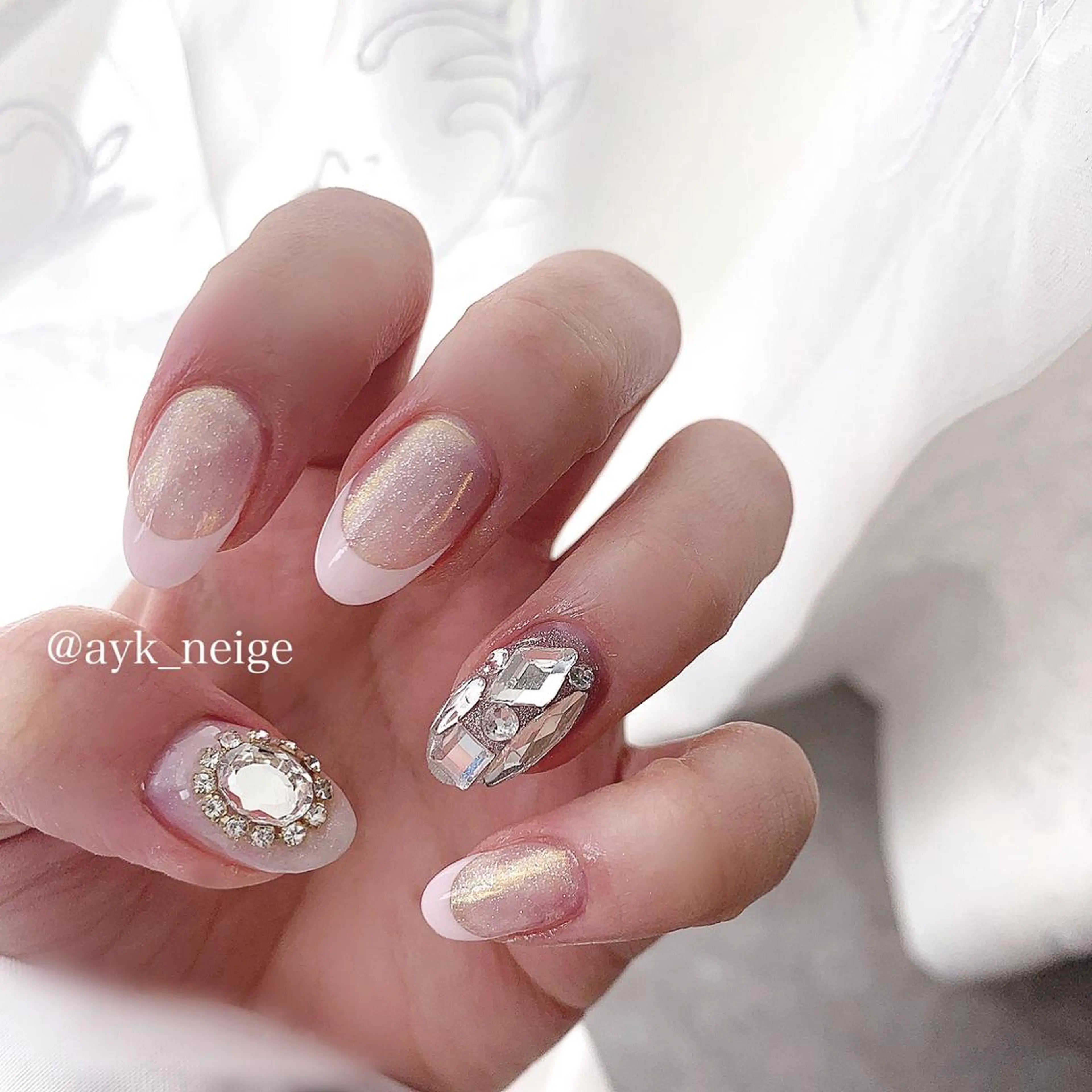 ネイル オーロラネイル ハート 韓国ネイル 冬ネイル n'eige nail所属・大谷 綾香のネイルデザイン