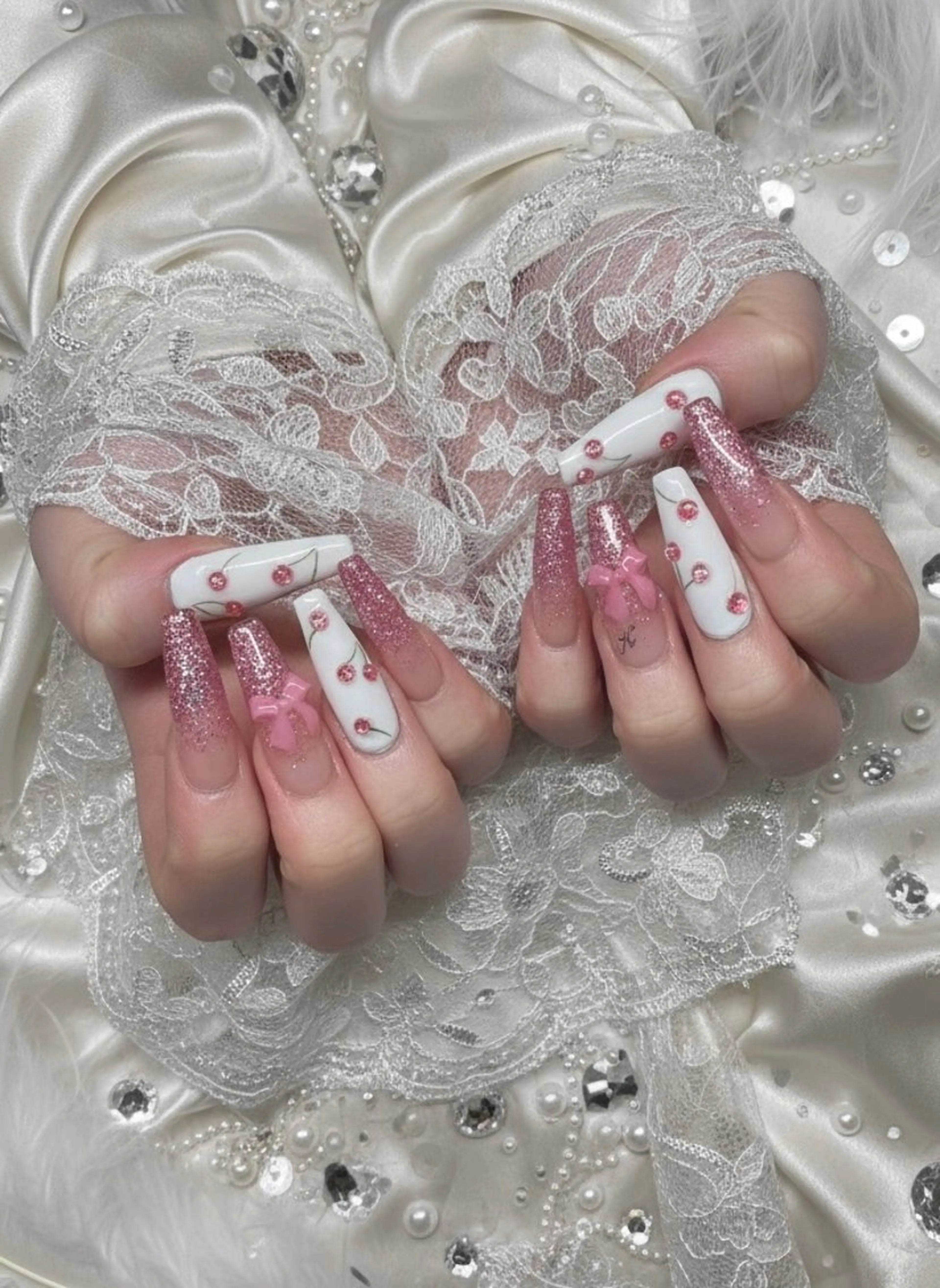 ネイル ピンク ハンドネイル 24時間営業 UNABOMBAのネイルデザイン