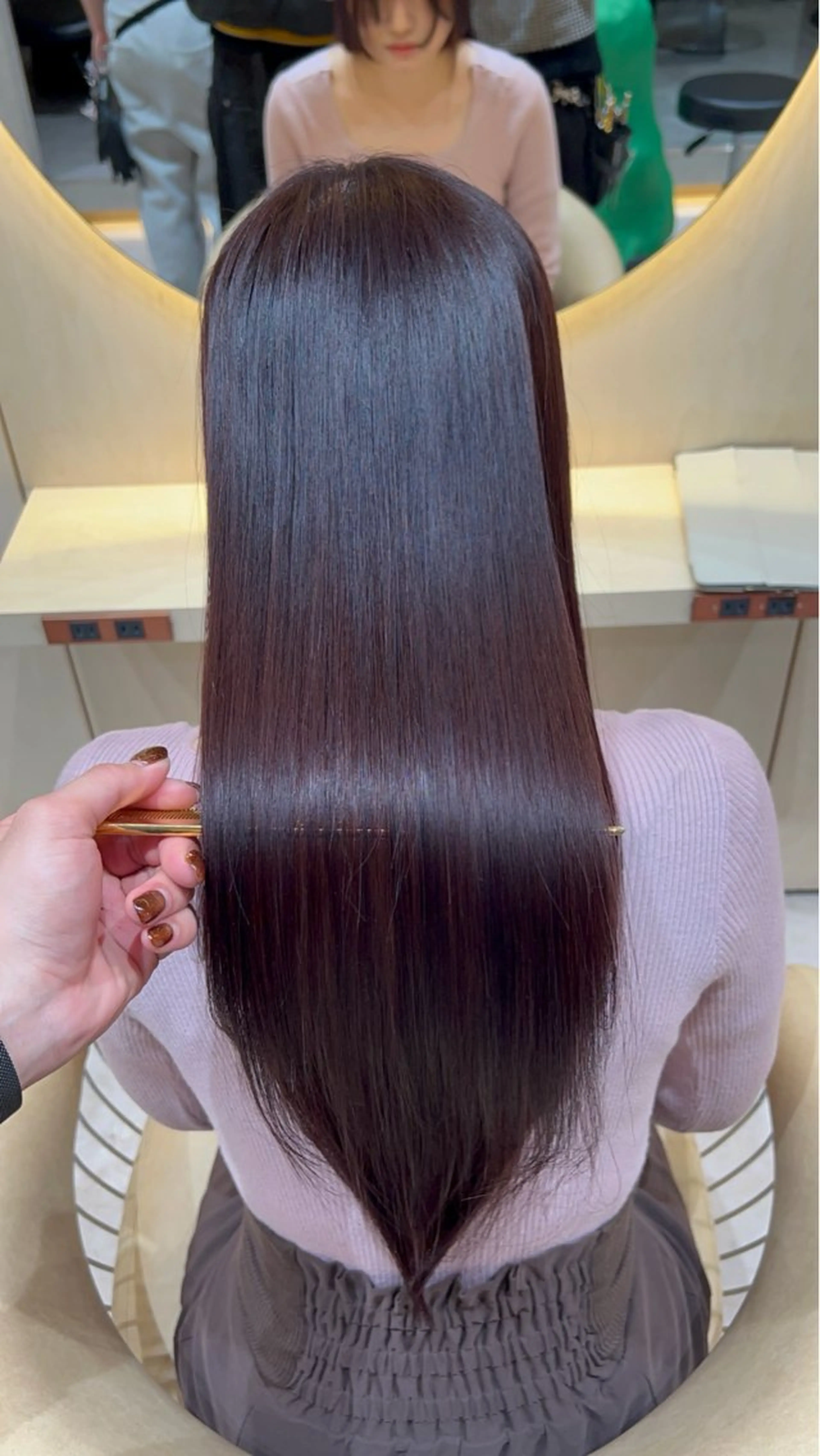 ロング カラー カット 縮毛矯正 レイヤー/韓国 ハイトーン興津史弥のヘアスタイル