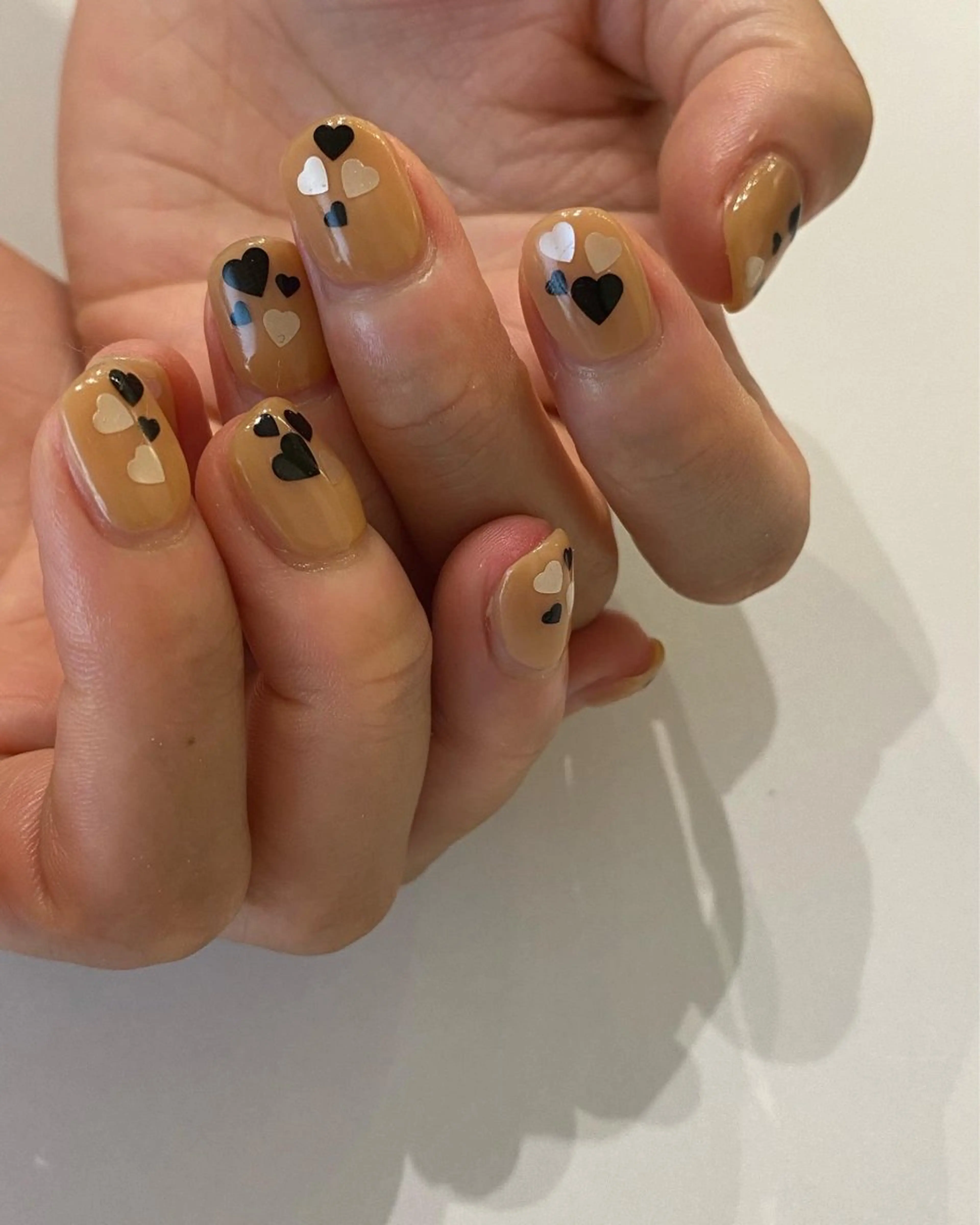 ネイル ハート ハンドネイル Ann. nail.tokyo所属・Ann nailのネイルデザイン