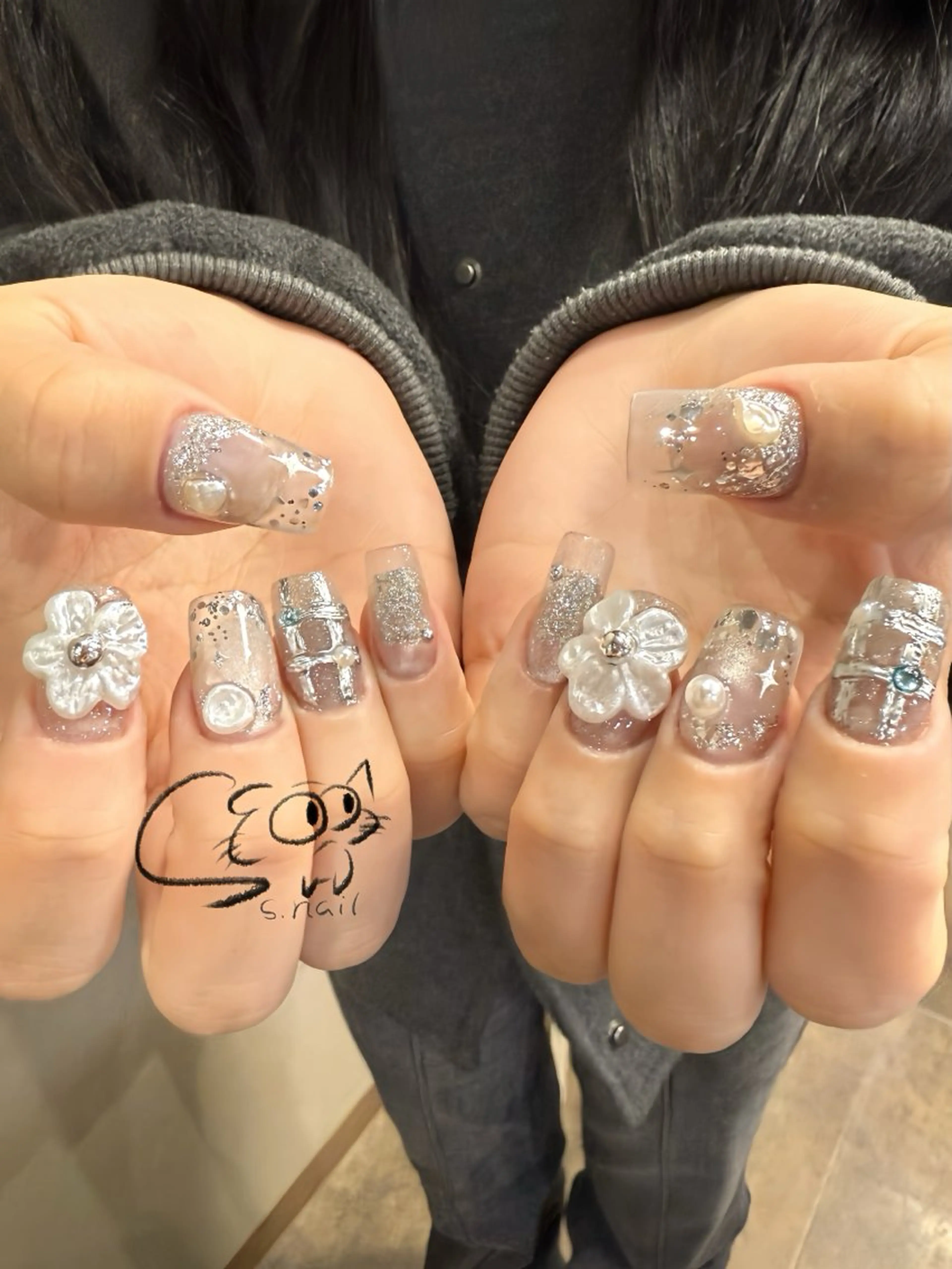 ネイル アートネイル フレンチネイル ジェルネイル キラキラネイル ラメ(グリッター) ハンドネイル S.nail所属・S.nail _のネイルデザイン