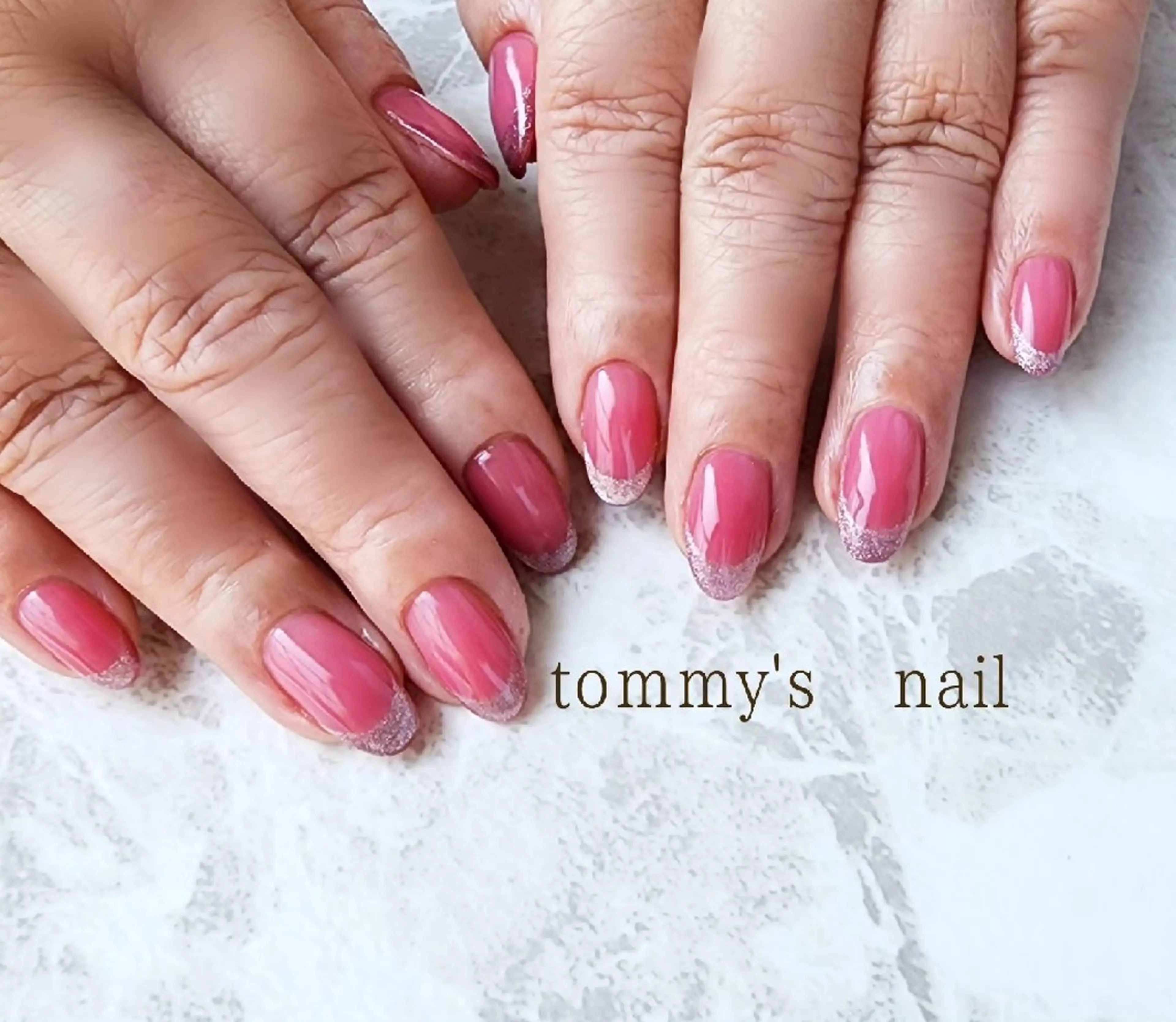 ネイル フットネイル フレンチネイル ジェルネイル キラキラネイル ミラーネイル tommy's nail所属・福岡/若よもぎ蒸し 全身美容が叶うサロンのネイルデザイン
