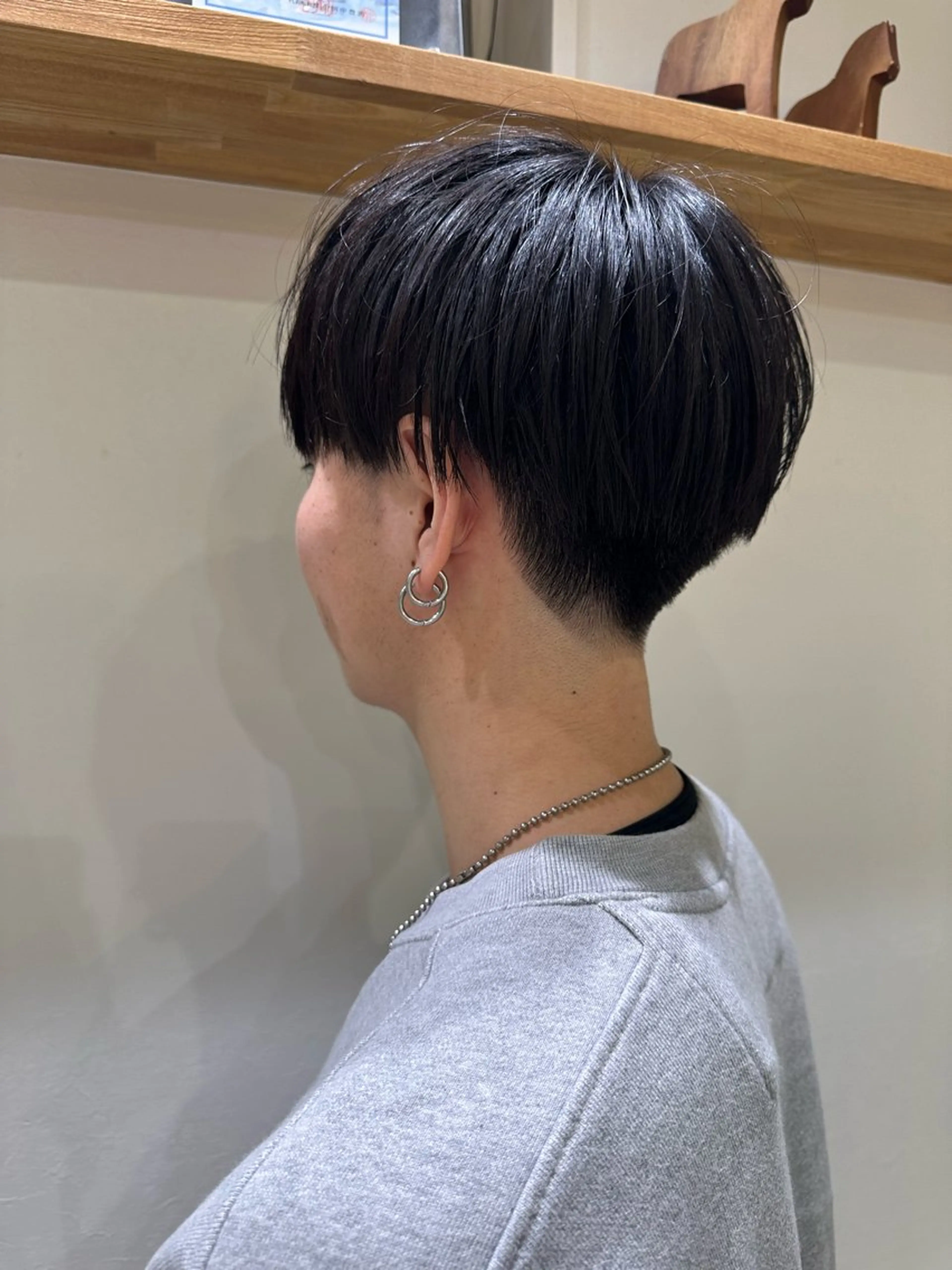 メンズ マッシュ 刈り上げ カット 縮毛矯正 トリートメント 伊藤 旭華のヘアスタイル