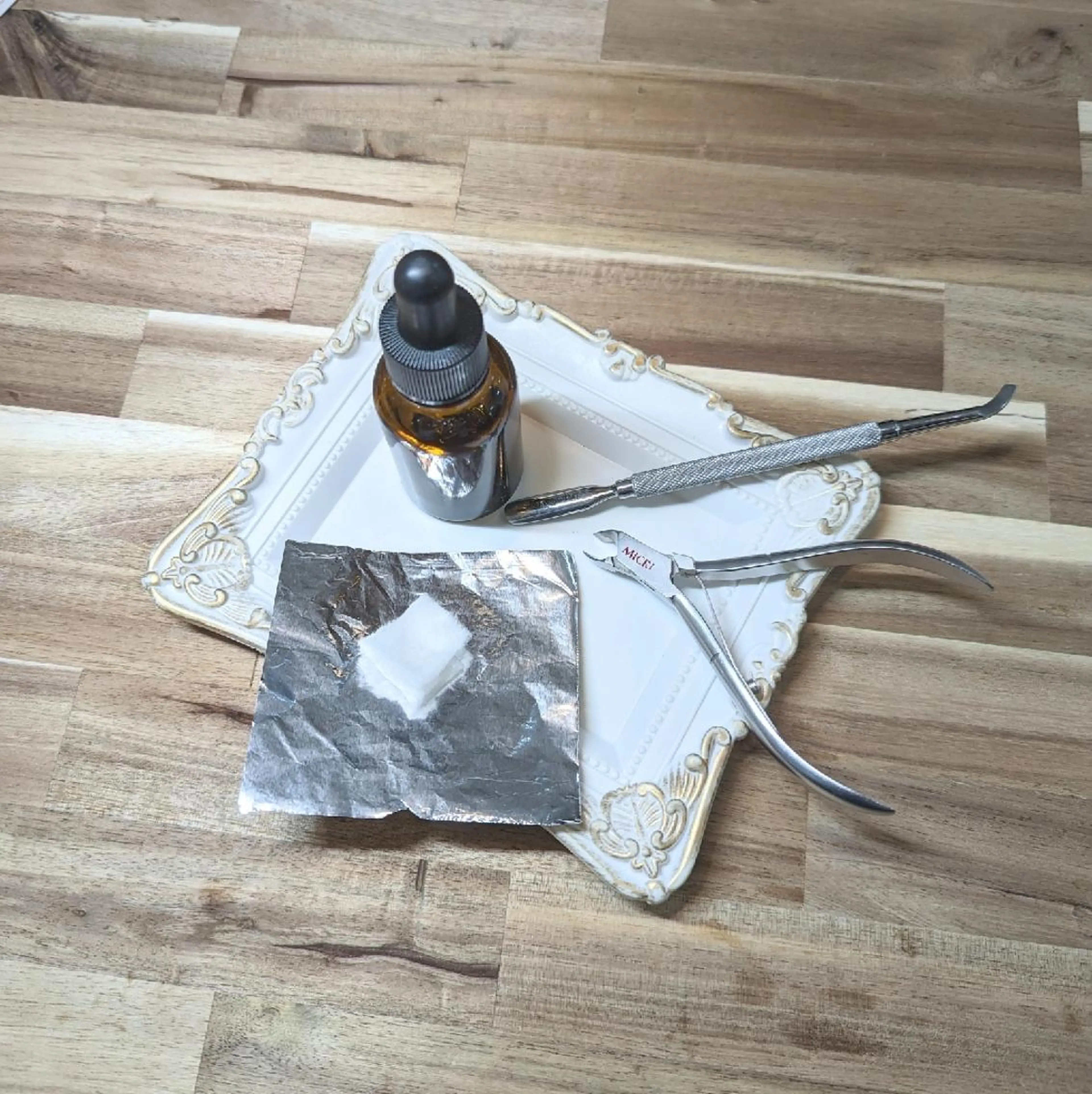 ◯ジェルオフのみ◯アセトンオフ◯ケアあり◯ツヤ出し◯保湿オイル◯の写真