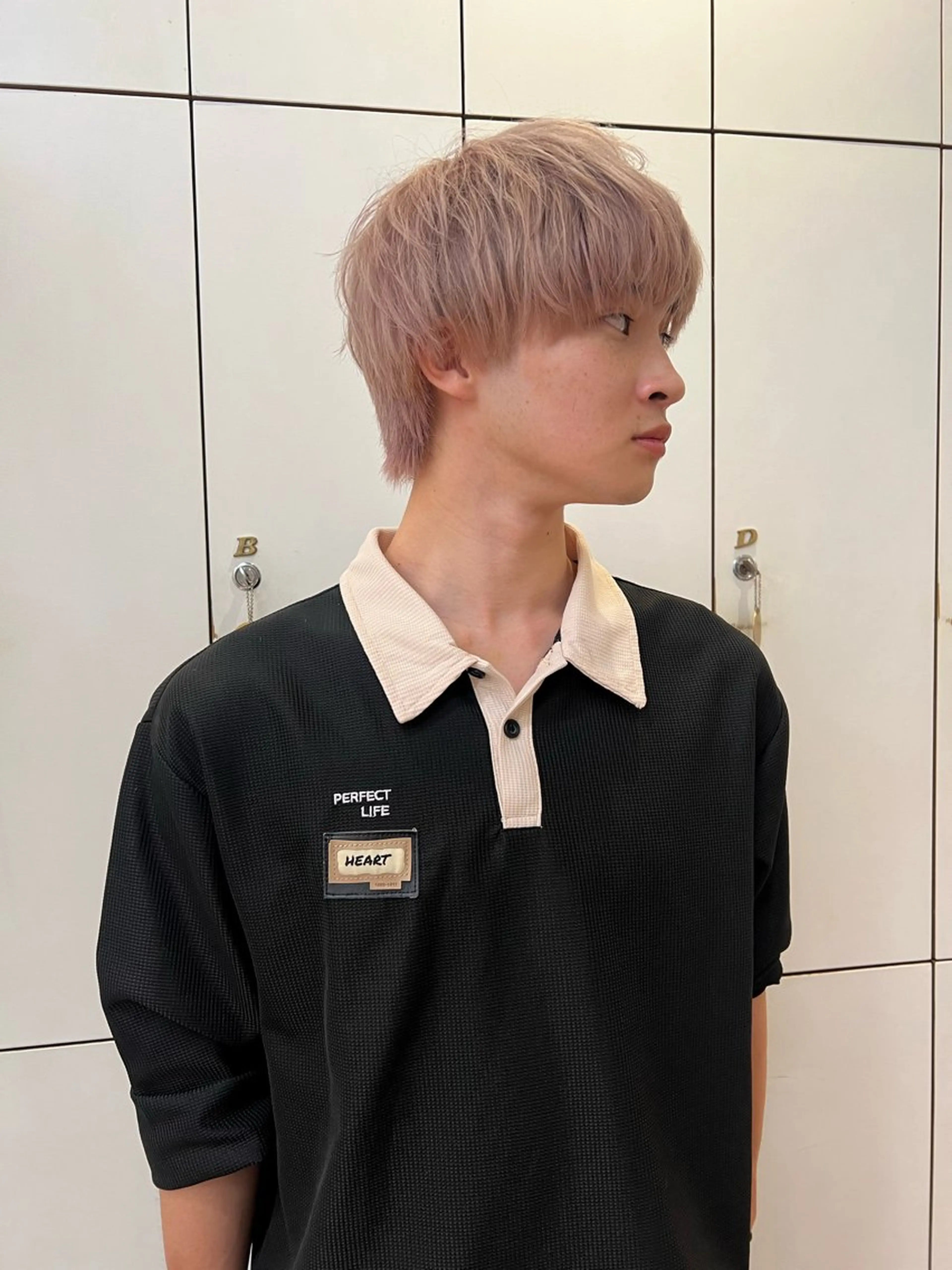 ショート カラー メンズ メンズウルフカット ウルフカット Lin'ne所属・竹内梓／パーマ ／ハイトーンのヘアスタイル