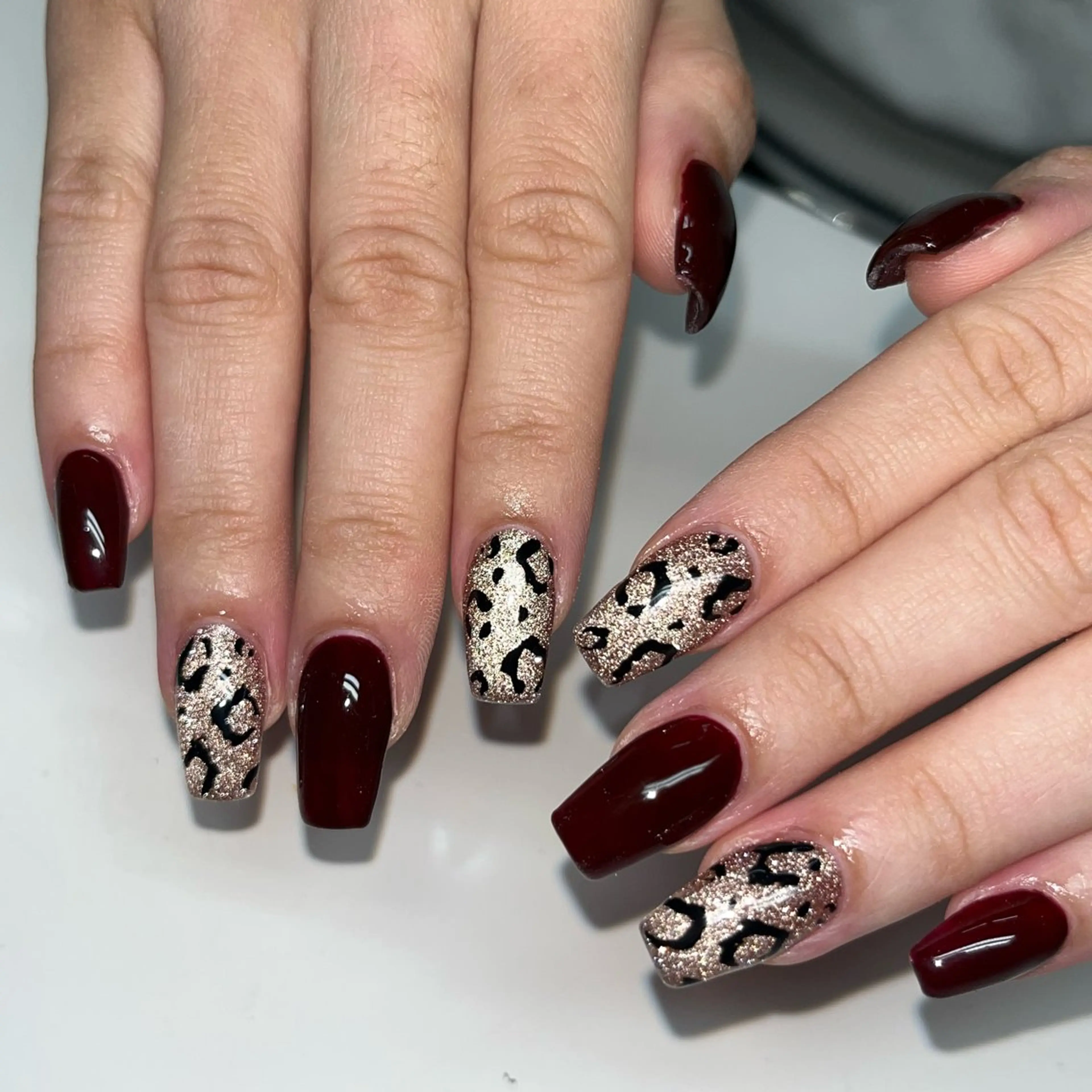 ミディアム ハンドネイル WOLTOKYO渋谷 Anzuのネイルデザイン