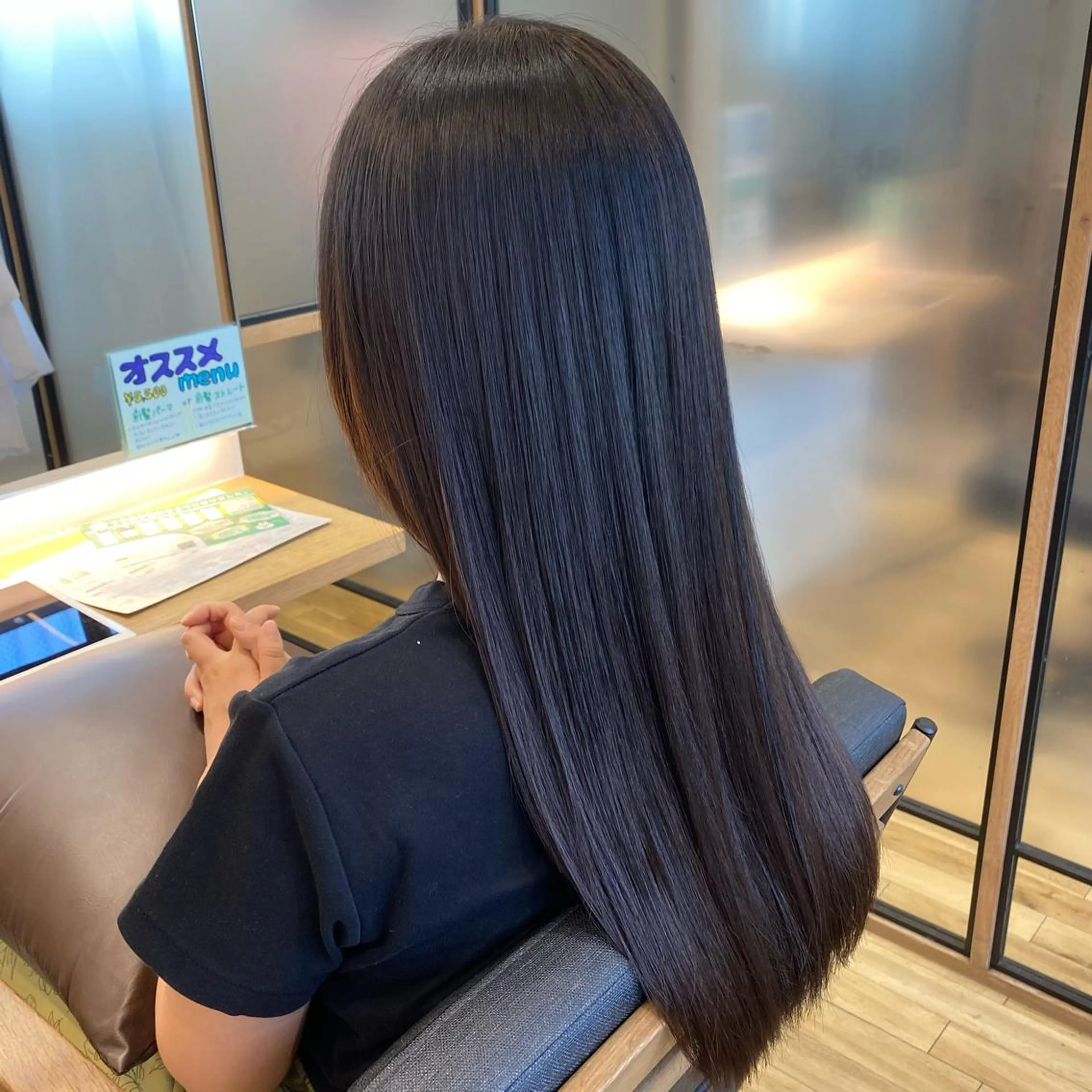 ロング ついざき はるかのヘアスタイル
