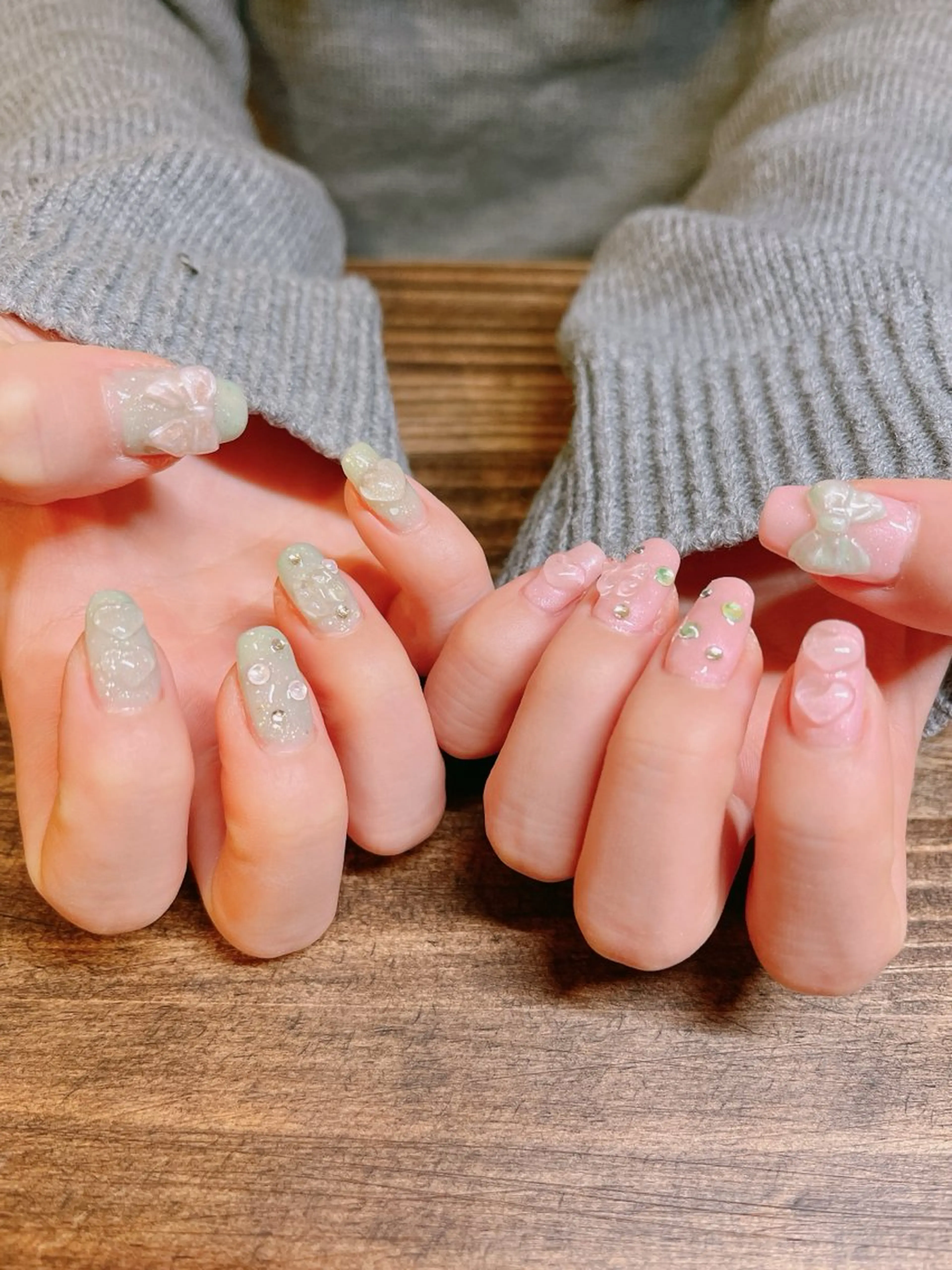 ネイル 持ち込み リボン atelier mofのネイルデザイン