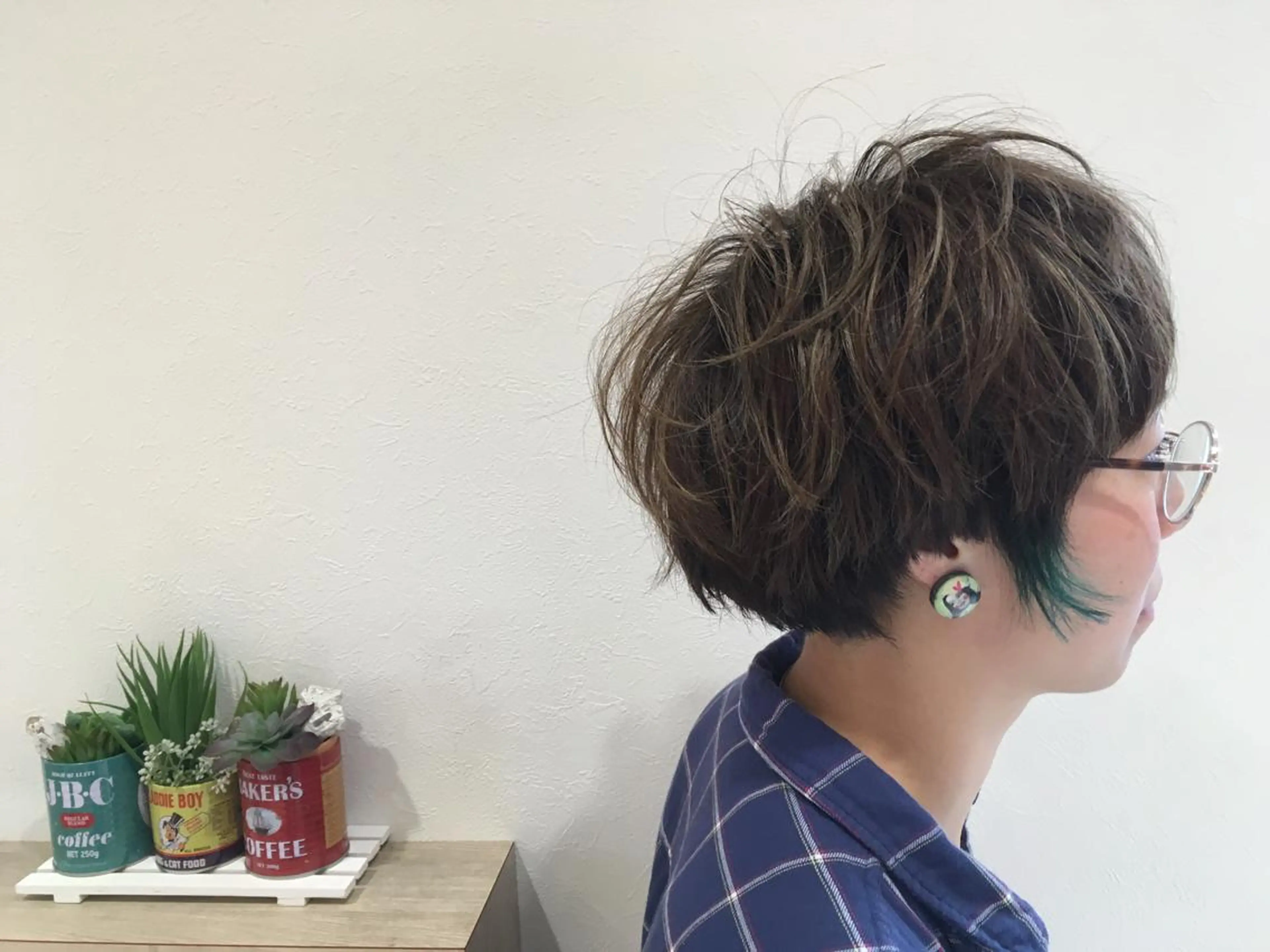 ショート graxi'    グラシー所属・ブリーチ/ハイトーン SERINAのヘアスタイル