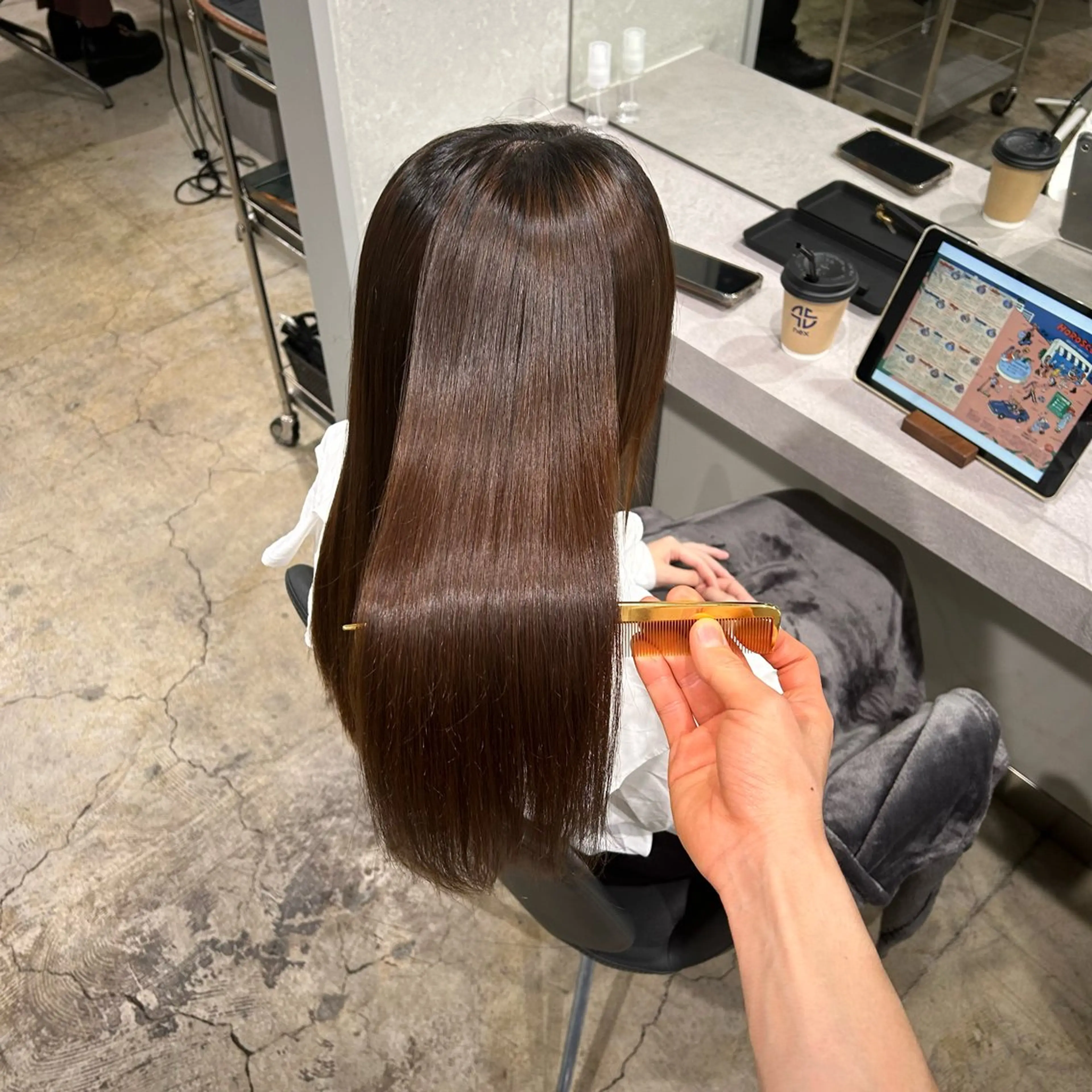 ミディアム 割れ癖も直す髪質改善 美容師✨みやたのヘアスタイル