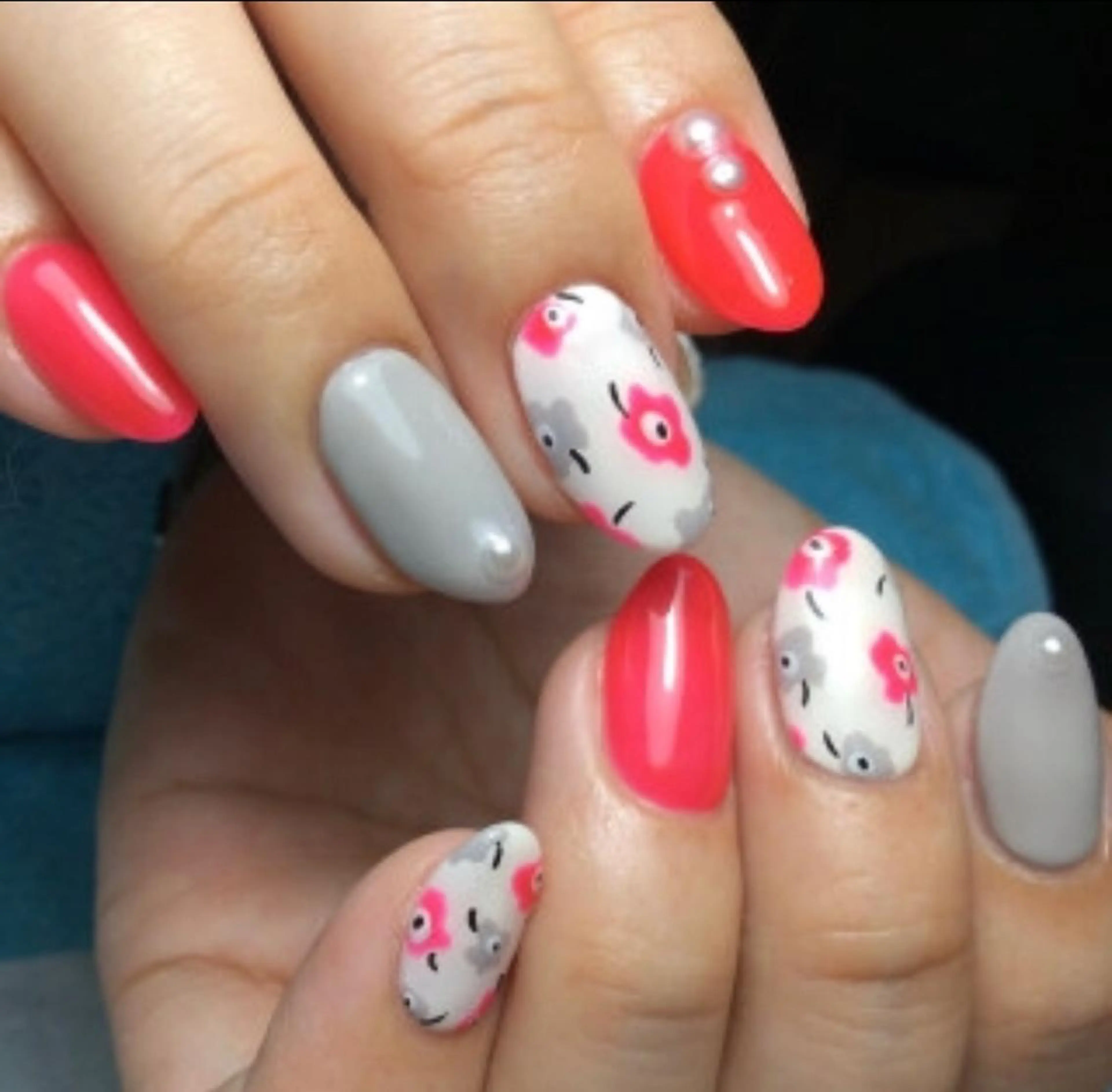 ネイル ハンドネイル ゲン レイカのネイルデザイン